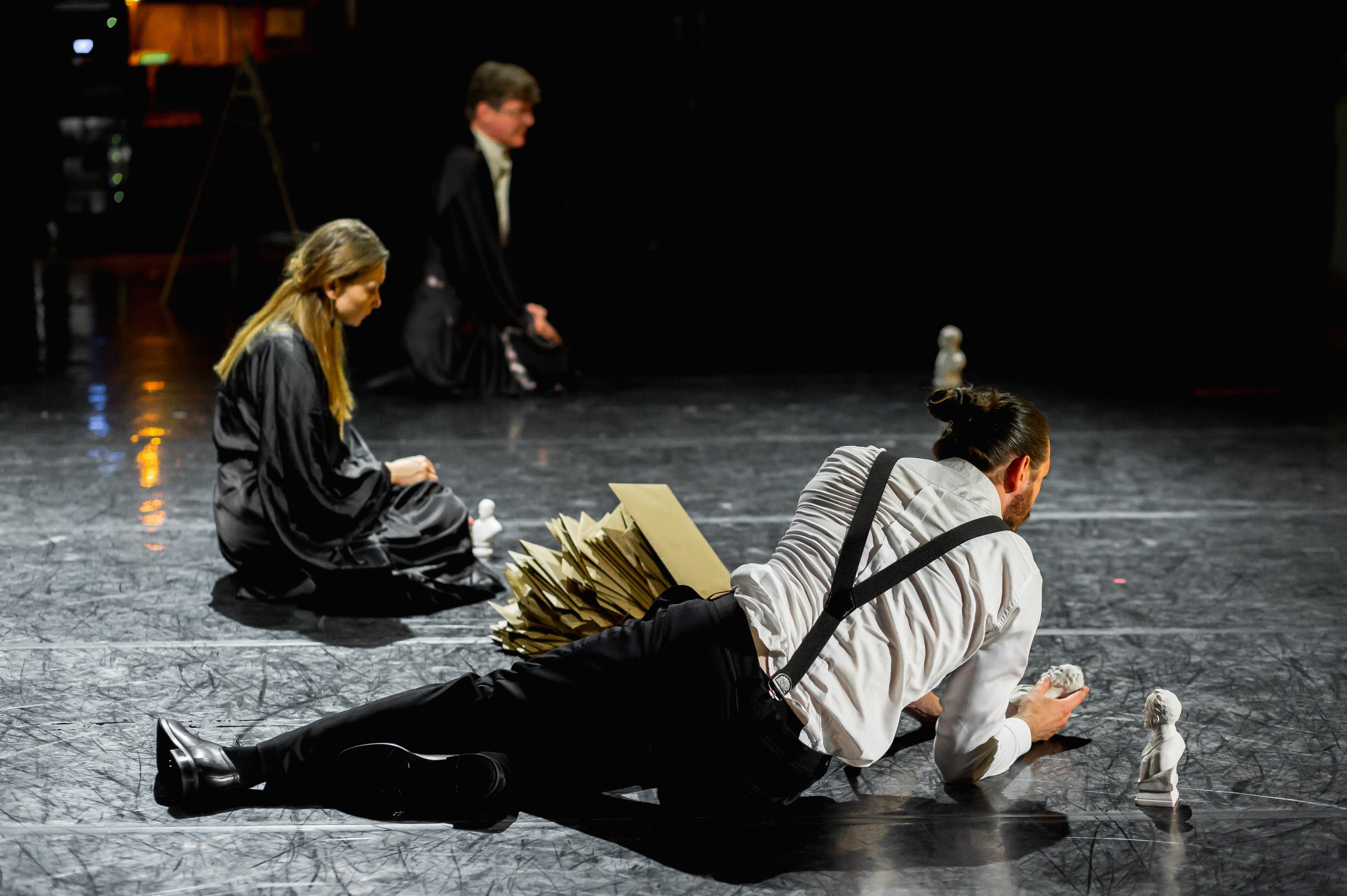 Спектакль Приглушенные голоса в Театре Эрмитажа (+репетиция). Семейный и портретный фотограф в Санкт-Петербурге Андрей Воробьев