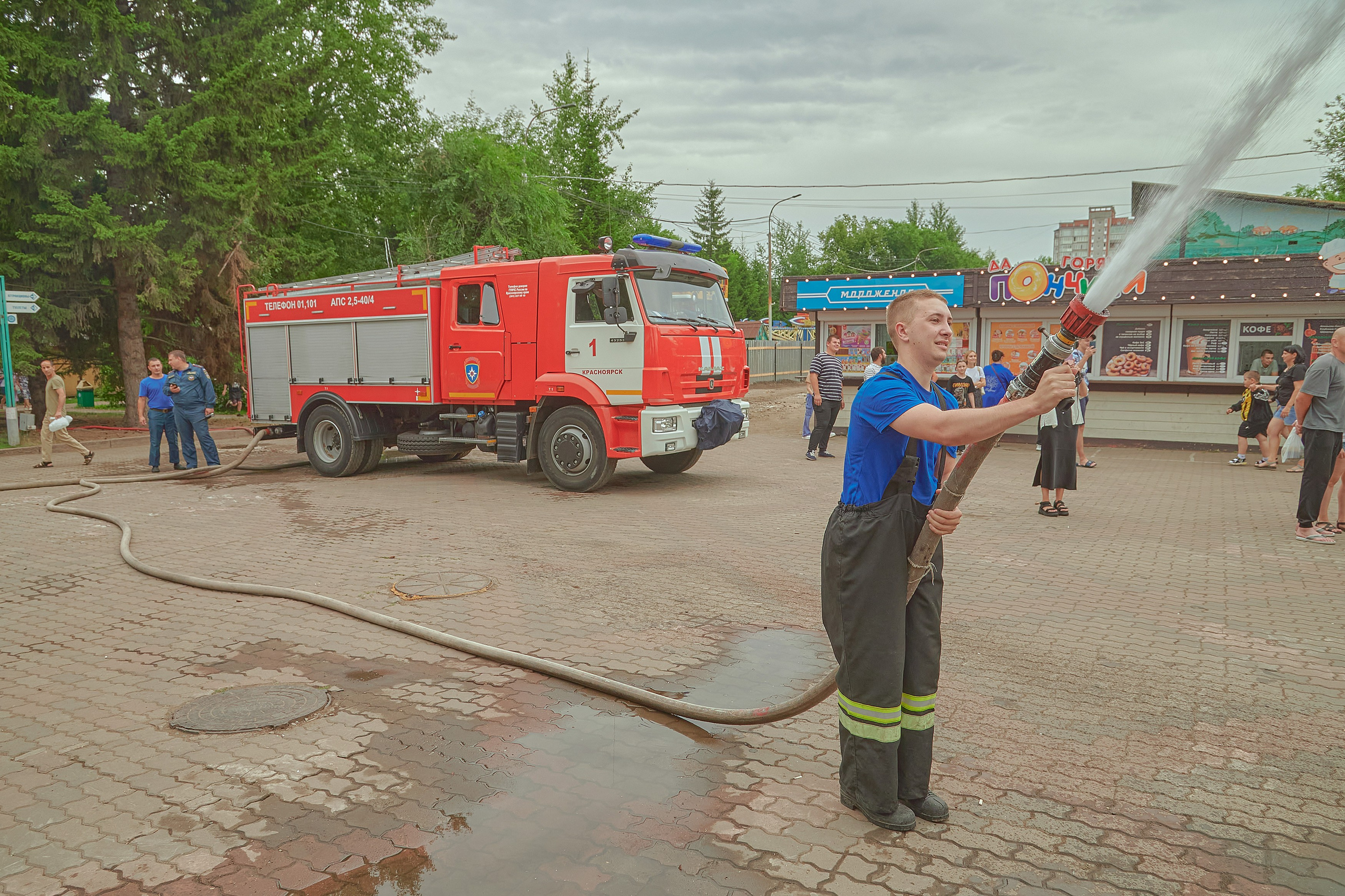 Портфолио репортажной фотосъёмки: Иван Купало в Центральном парке Красноярск. Фотограф Яковлев Роман — Красноярск