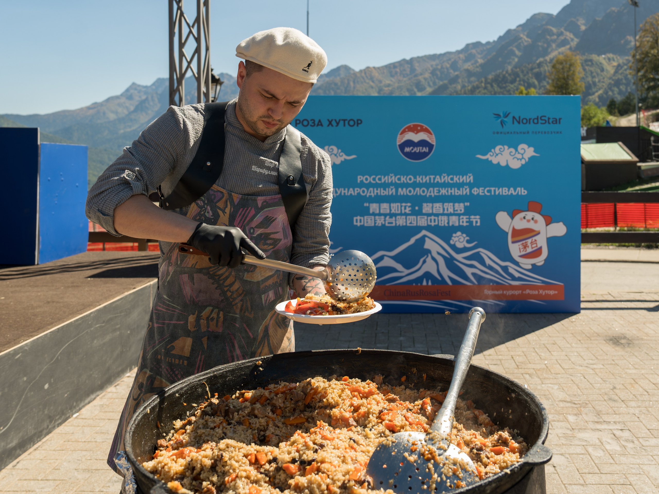 ChinaRosaFest 2024. Репортажный фотограф в Красной Поляне и Сочи Павлюченко Екатерина