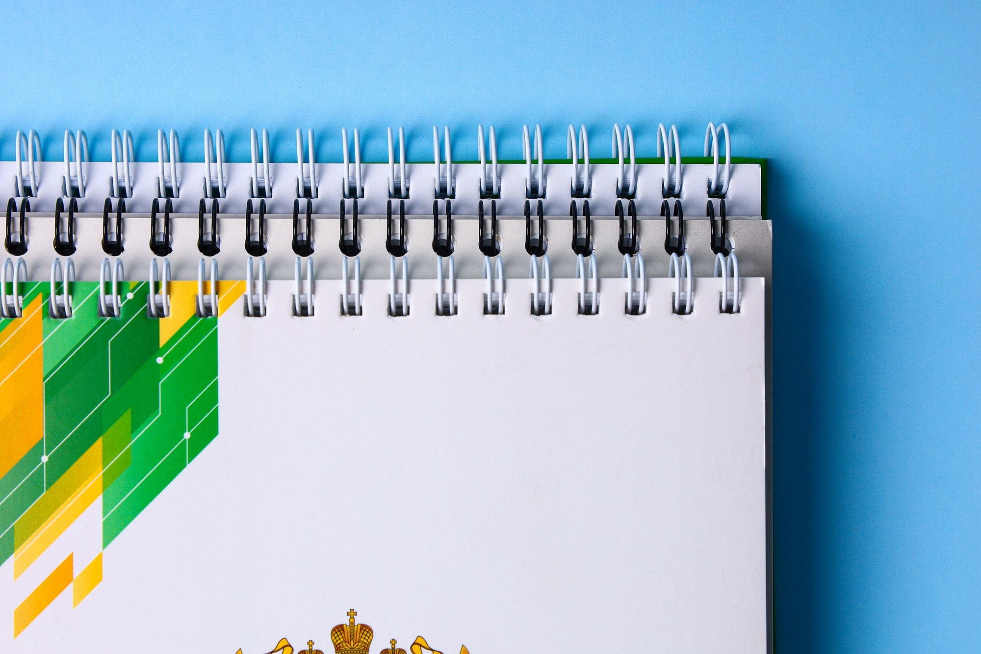 Предметная фотосъемка в Зеленограде. Фотосъемка для маркетплейсов. Фотостудия предметной фотосъемки. Фото на документы в Зеленограде. Фото на паспорт. Портретная фотостудия ЛукБук. Деловой портрет. Семейный портрет. Предметная фотосъемка