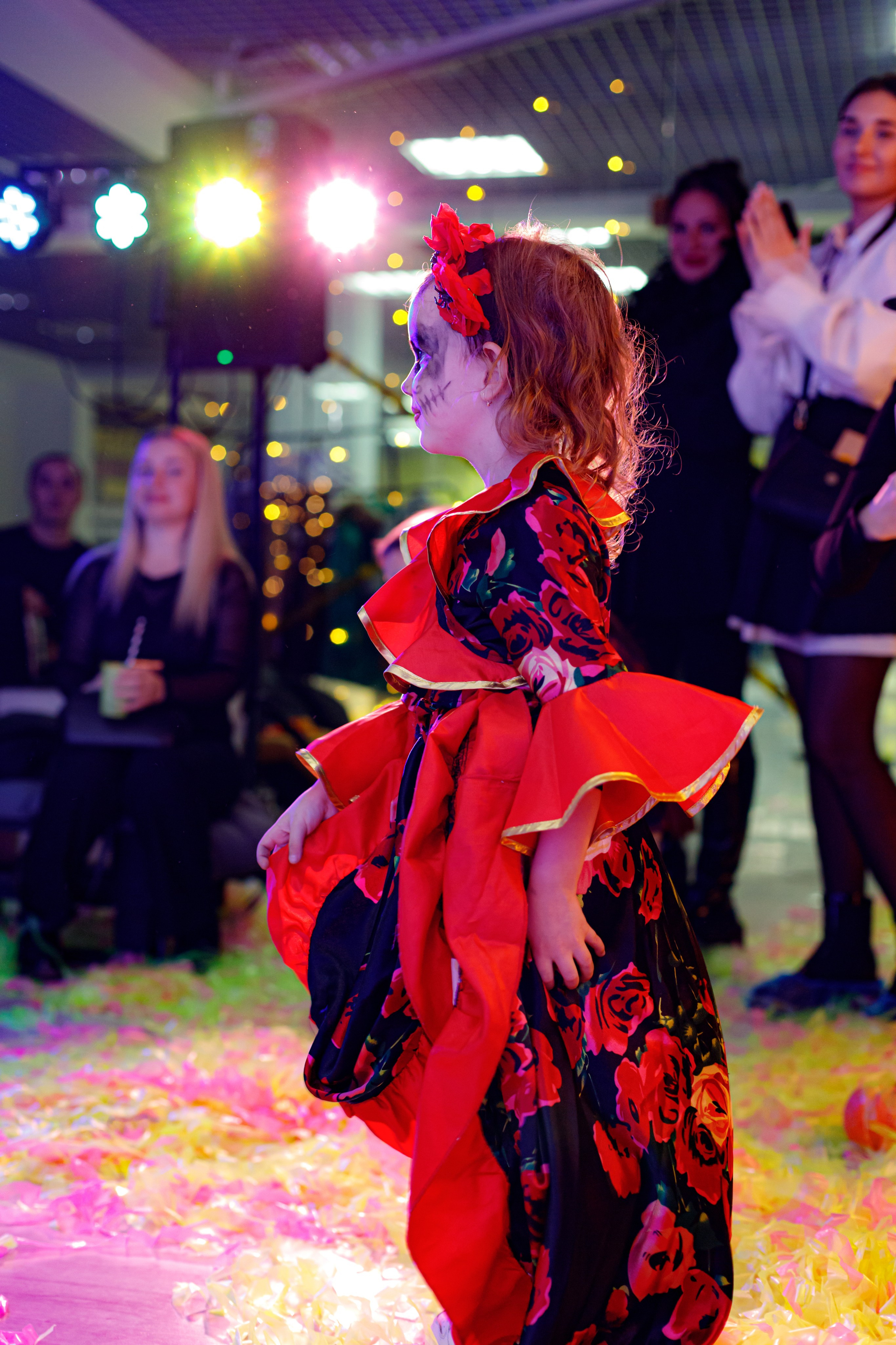 HALLOWEEN. Photokarish