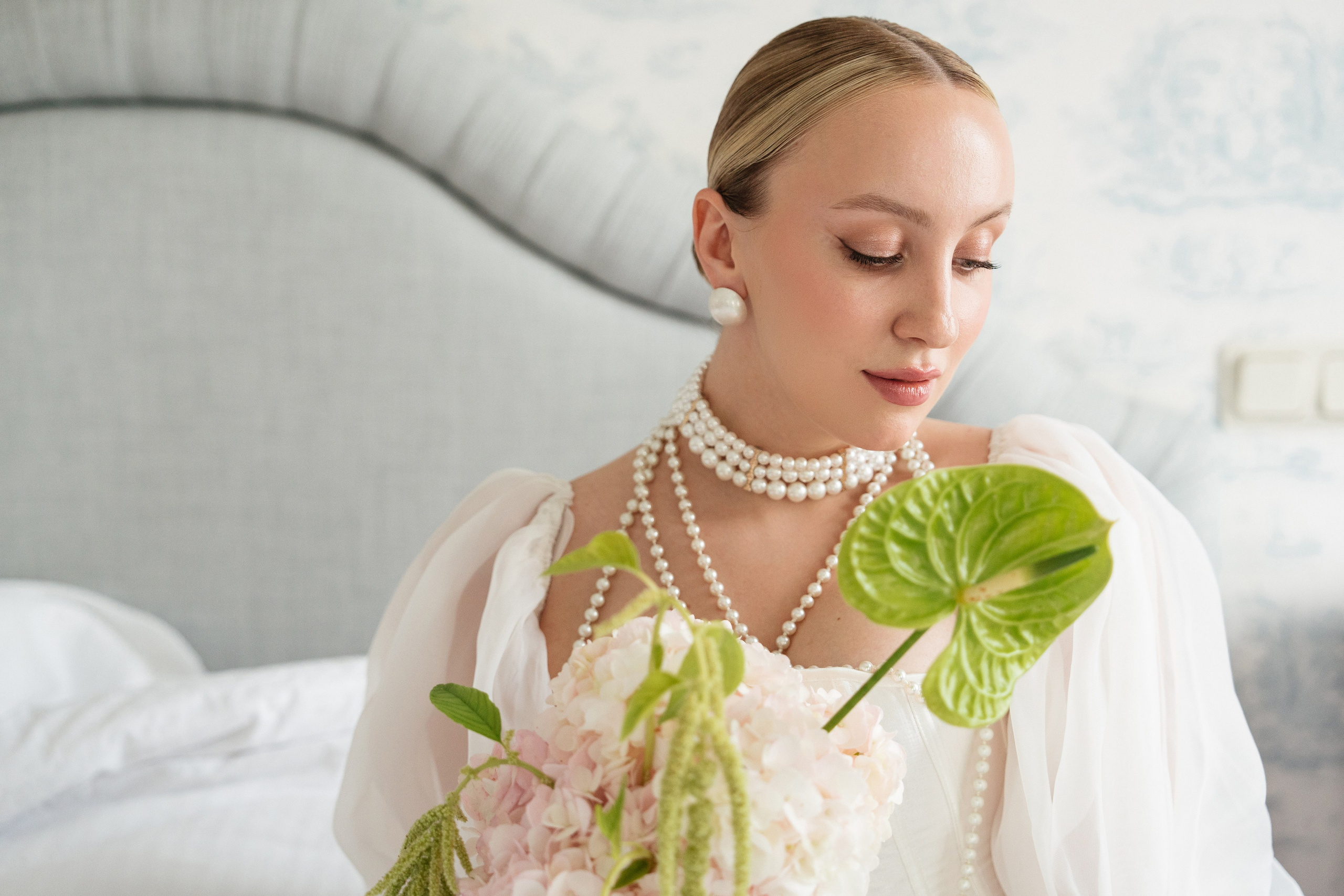 Юлия & Максим. Уютная свадьба в стиле современная классика на заливе. Свадебный фотограф организатор в Санкт-Петербурге Ассоль Опарина