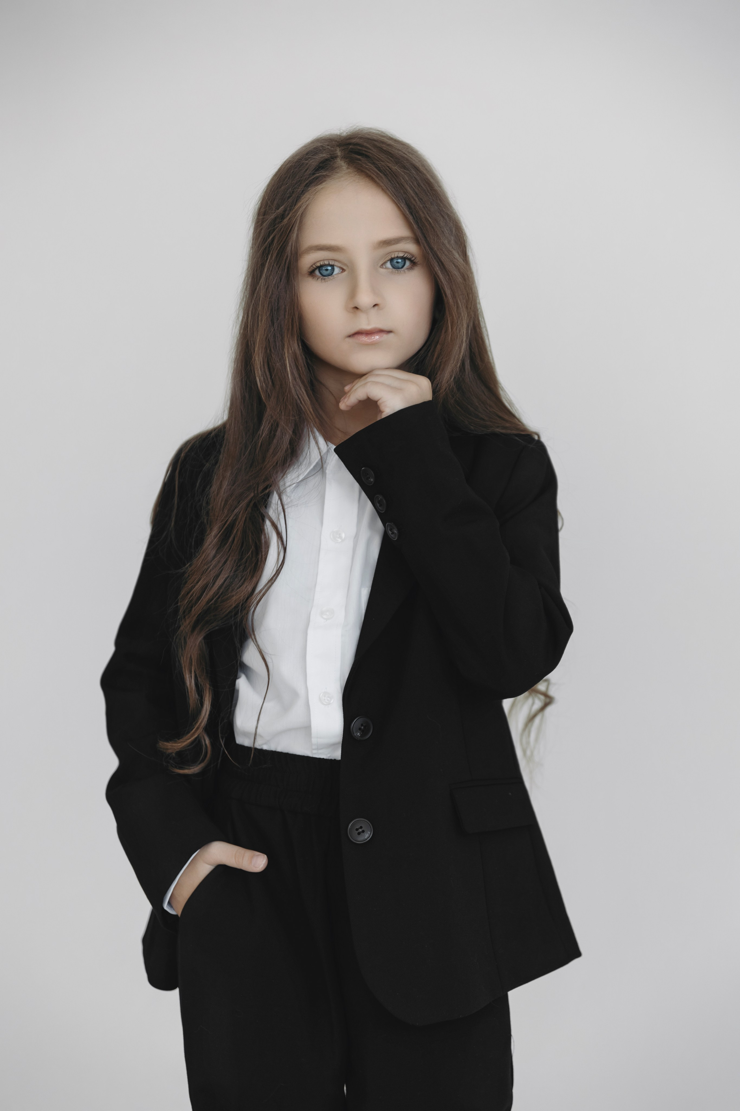 Руслана с семьей. Главная