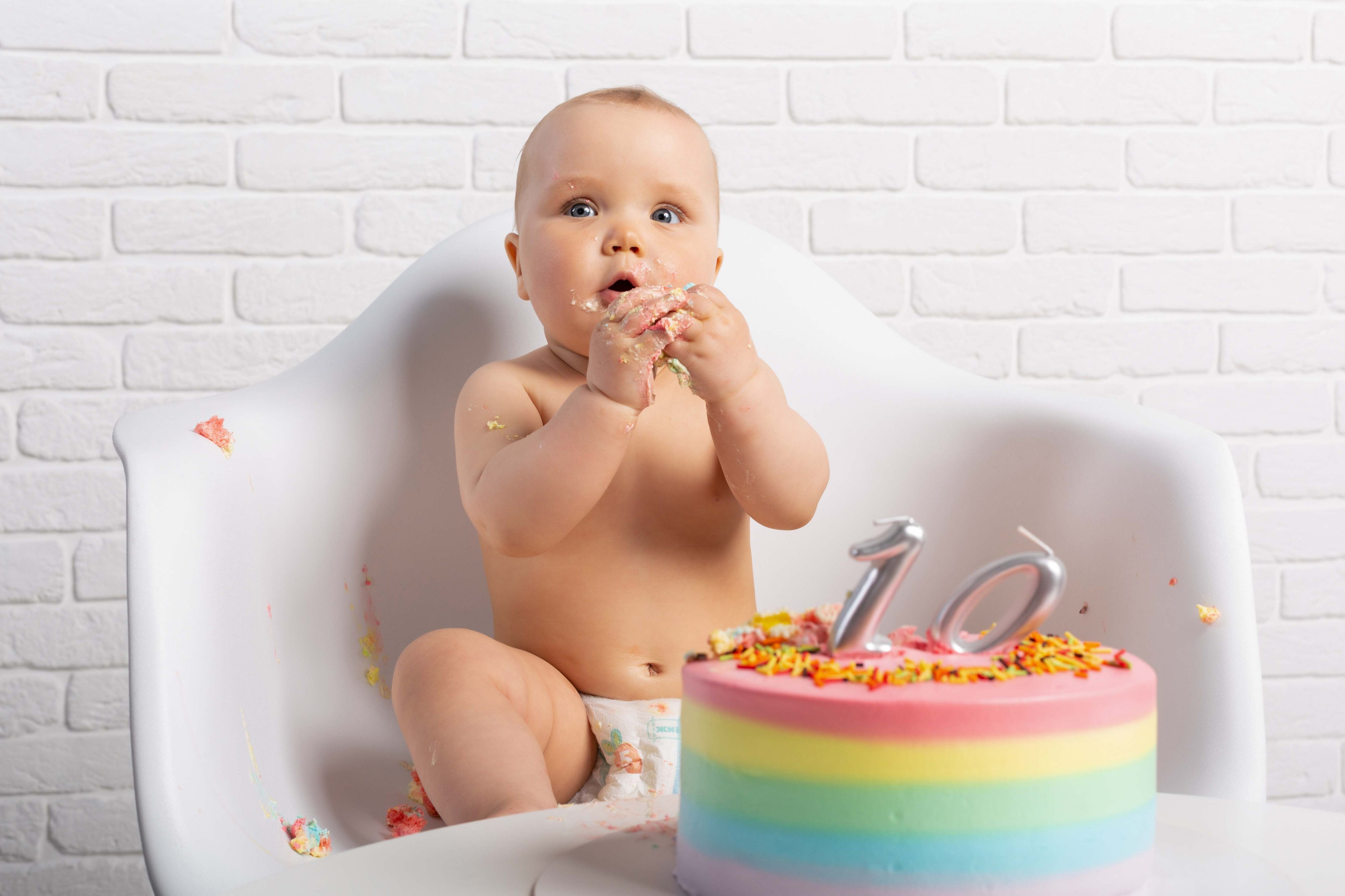 Фотосессия на один годик. Фотостудия Алматы. Семейная и детская фотостудия Family studio.Фотограф Алматы