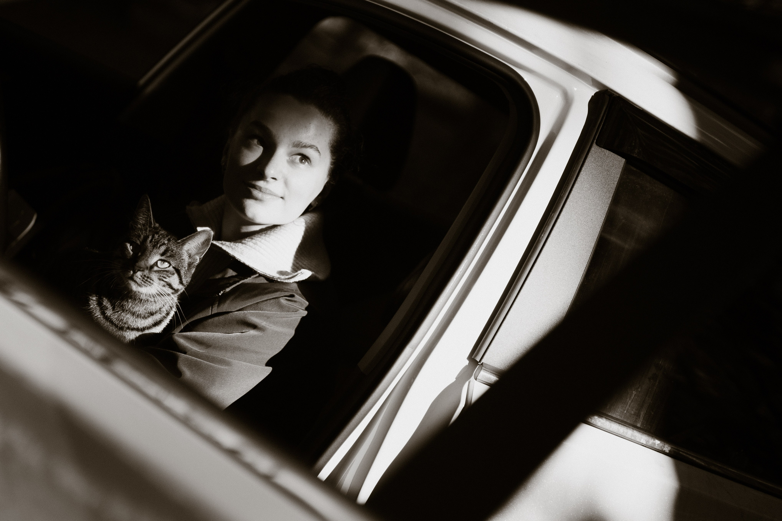 Настя & Айрис. Их глаза-как два огонька в ночи. Фотограф — анималист •love-story•|Санкт-Петербург