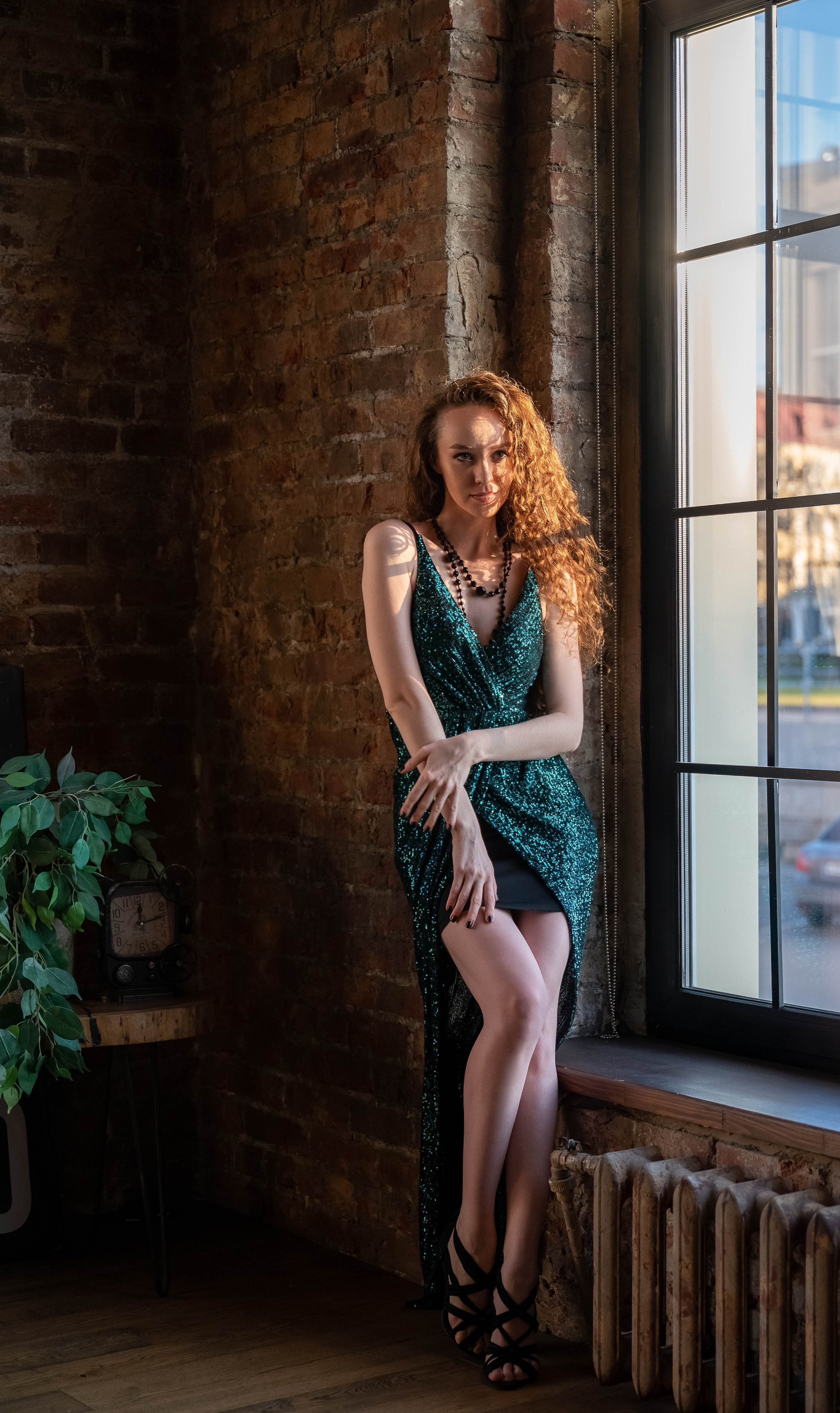 Новый год девушка. Семейный и контент фотограф в Москве Alira