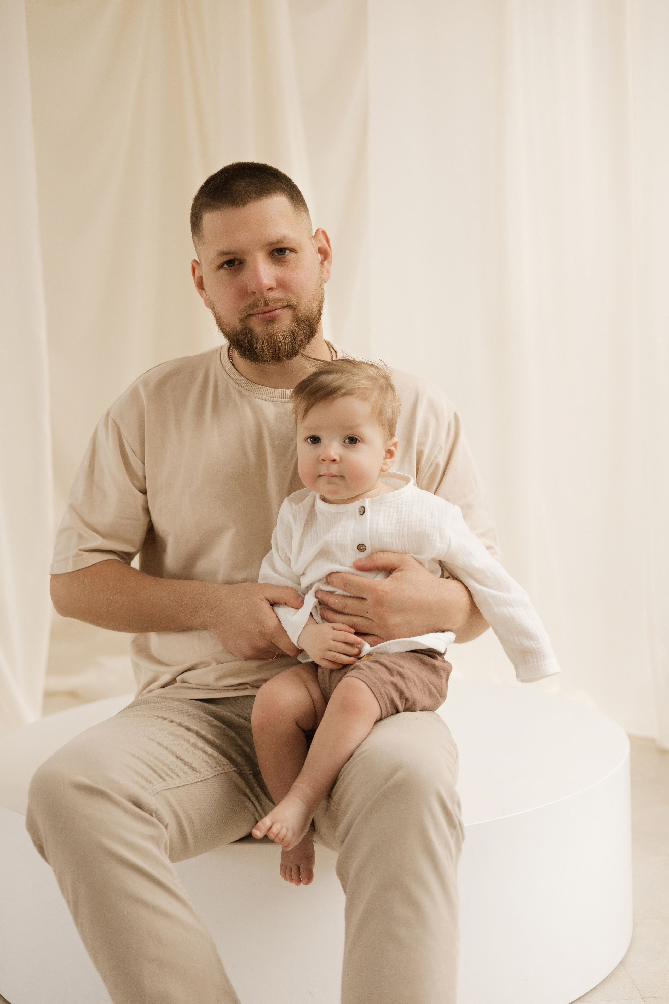 Арсений с мамой и папой. Фотограф в Кемерово Миллер Анна