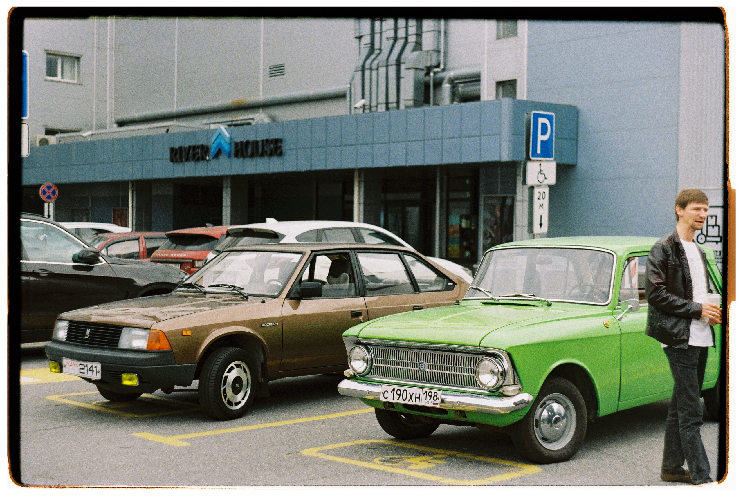 Cars and Coffee 13/09/25. Автомобильный фотограф Антон Цырулев