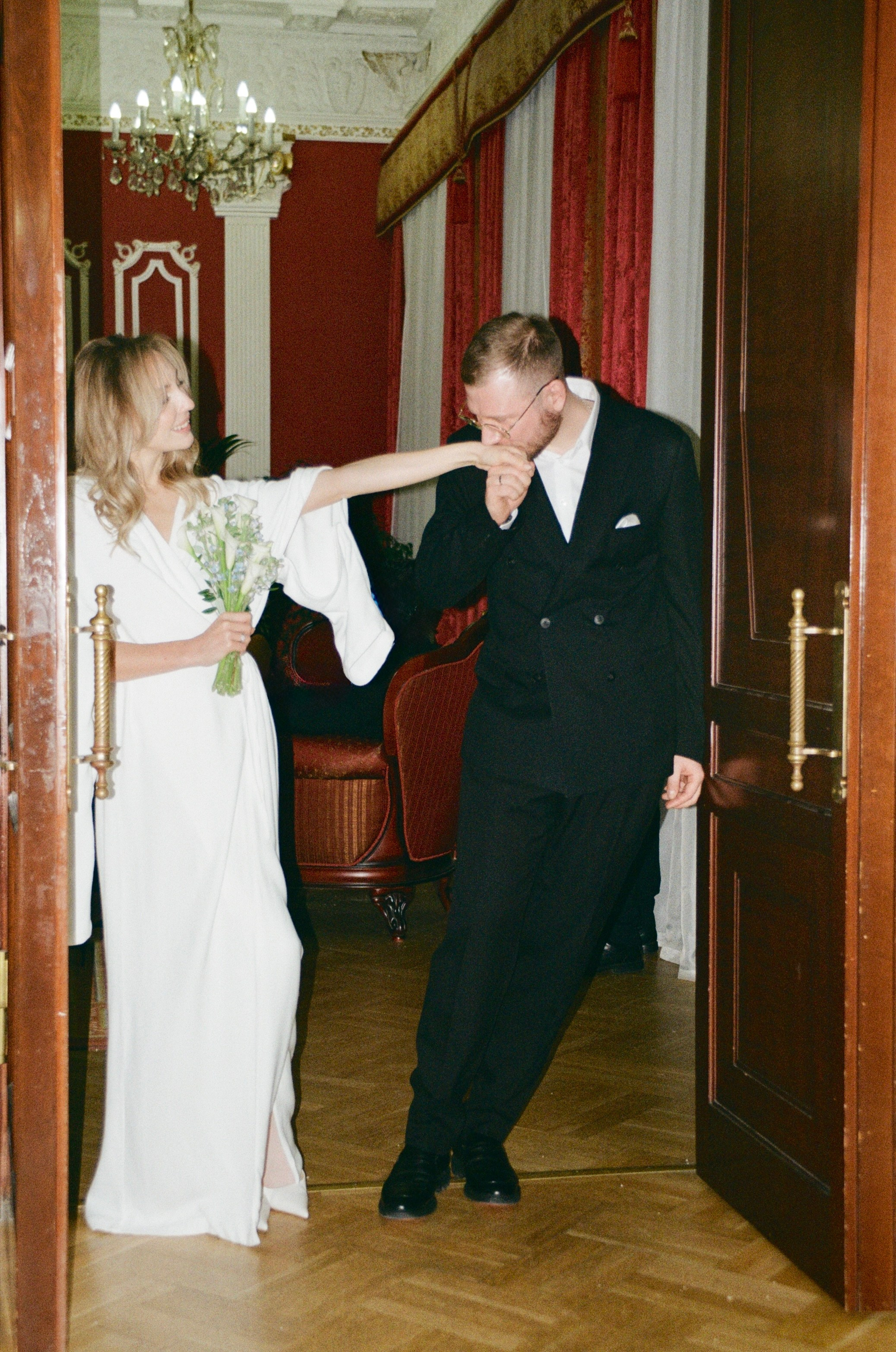 Плёнка. Свадебный фотограф в Москве Александра Соболева |Weddings, people, travel, etc