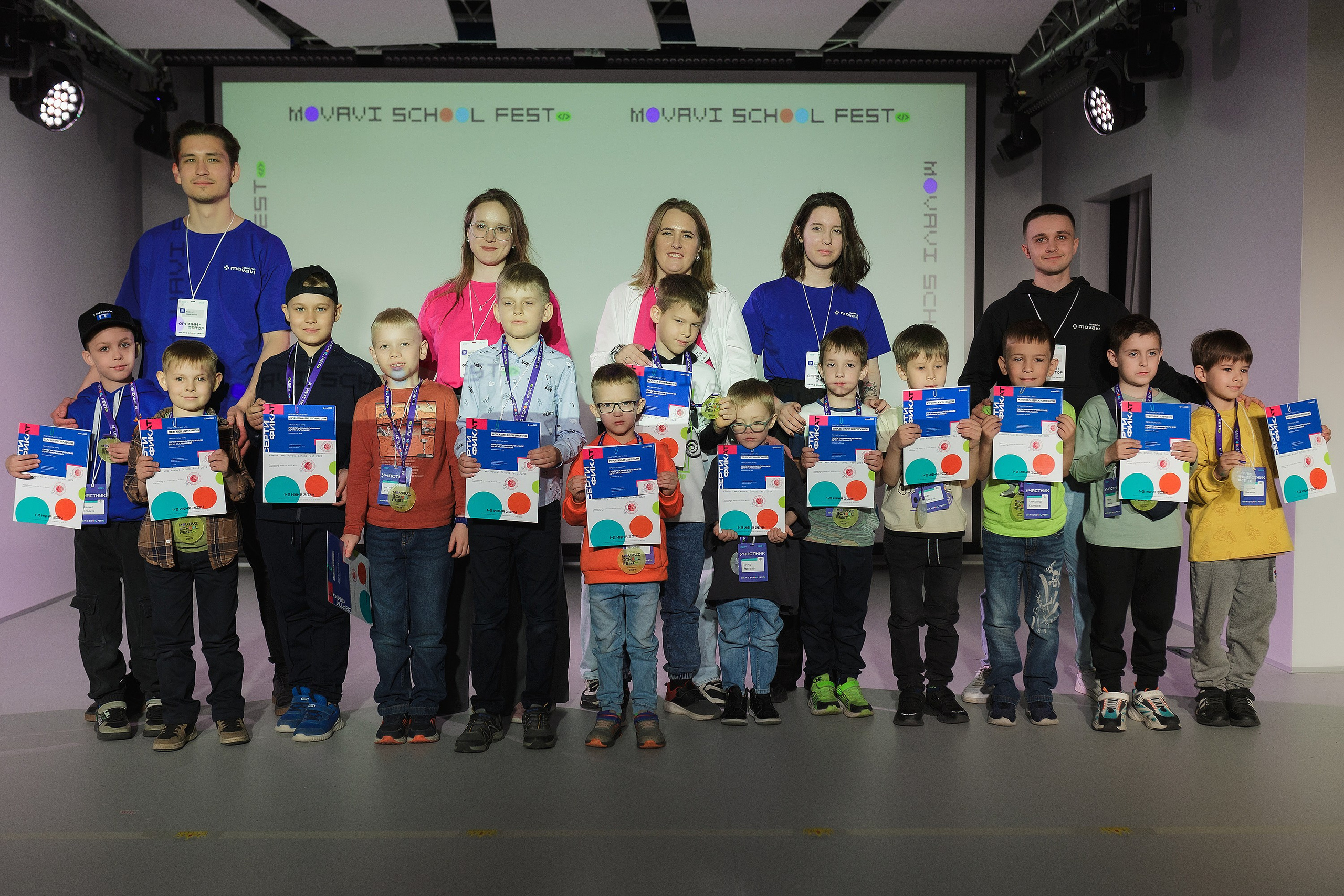 ДЕТИ. Roman Photo