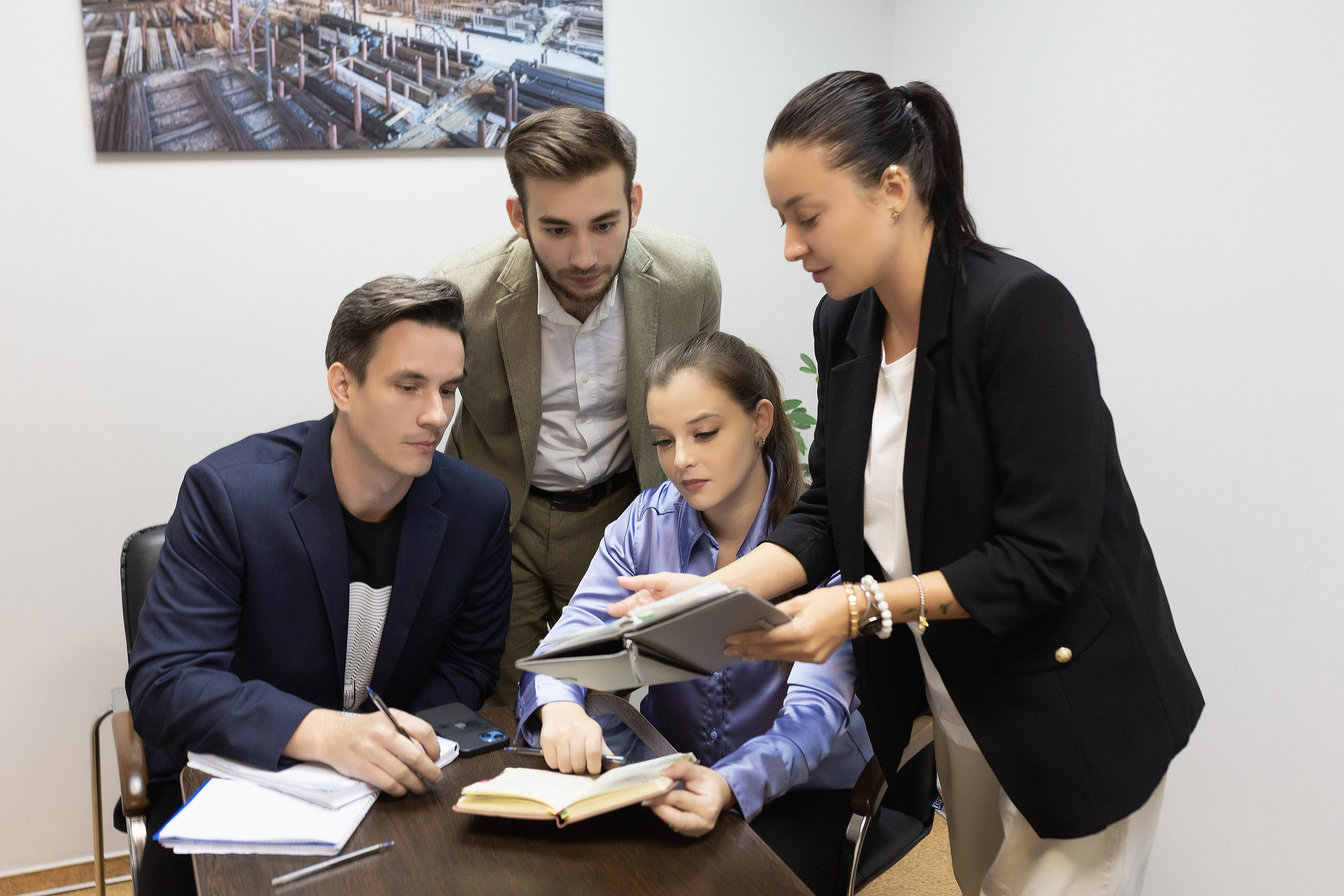 Фотографии офисной работы. Roman — Репортажный фотограф в Новосибирске