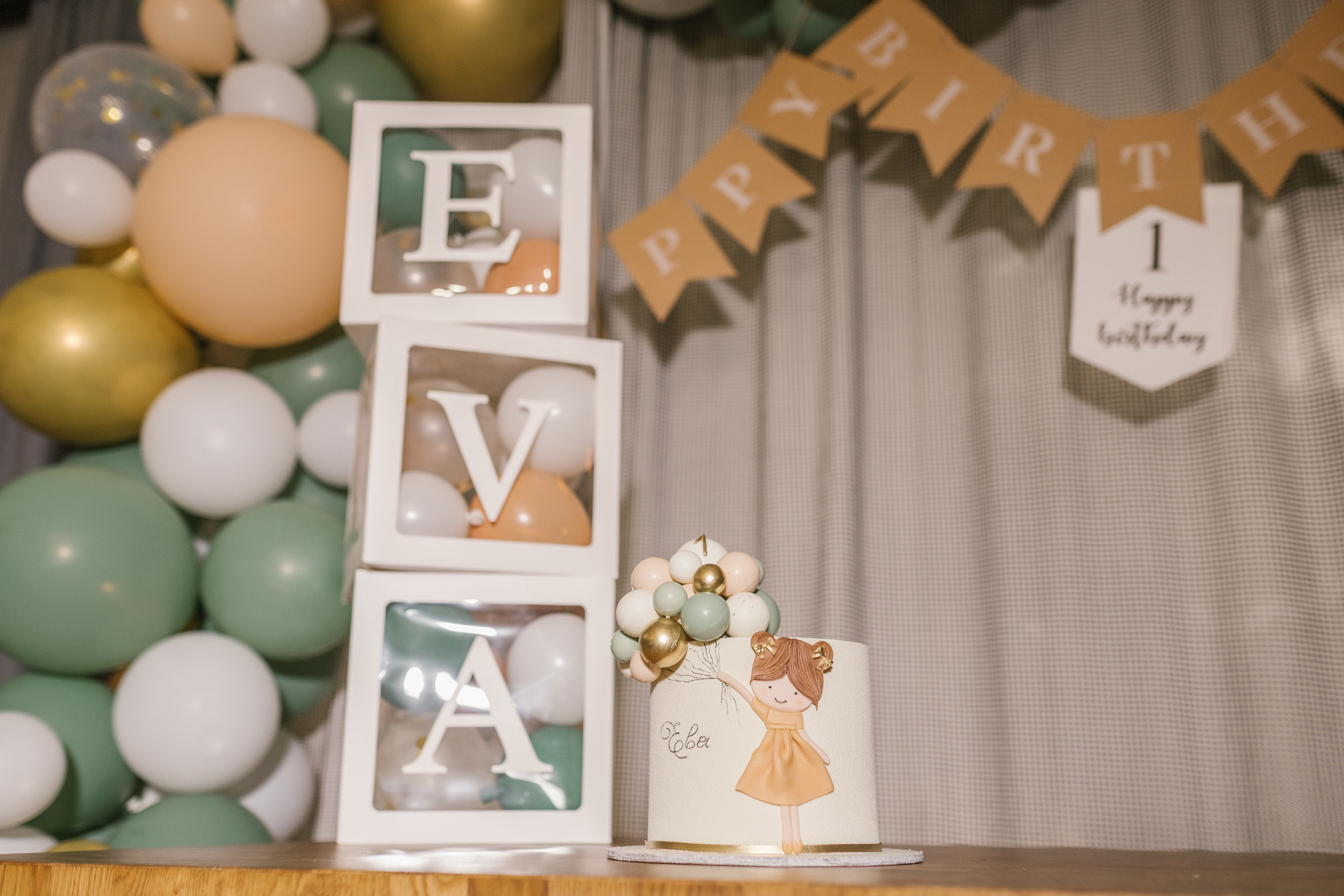 День рождения Евы. Семейный фотограф в г. Ростову-на-Дону Козлова Евгения