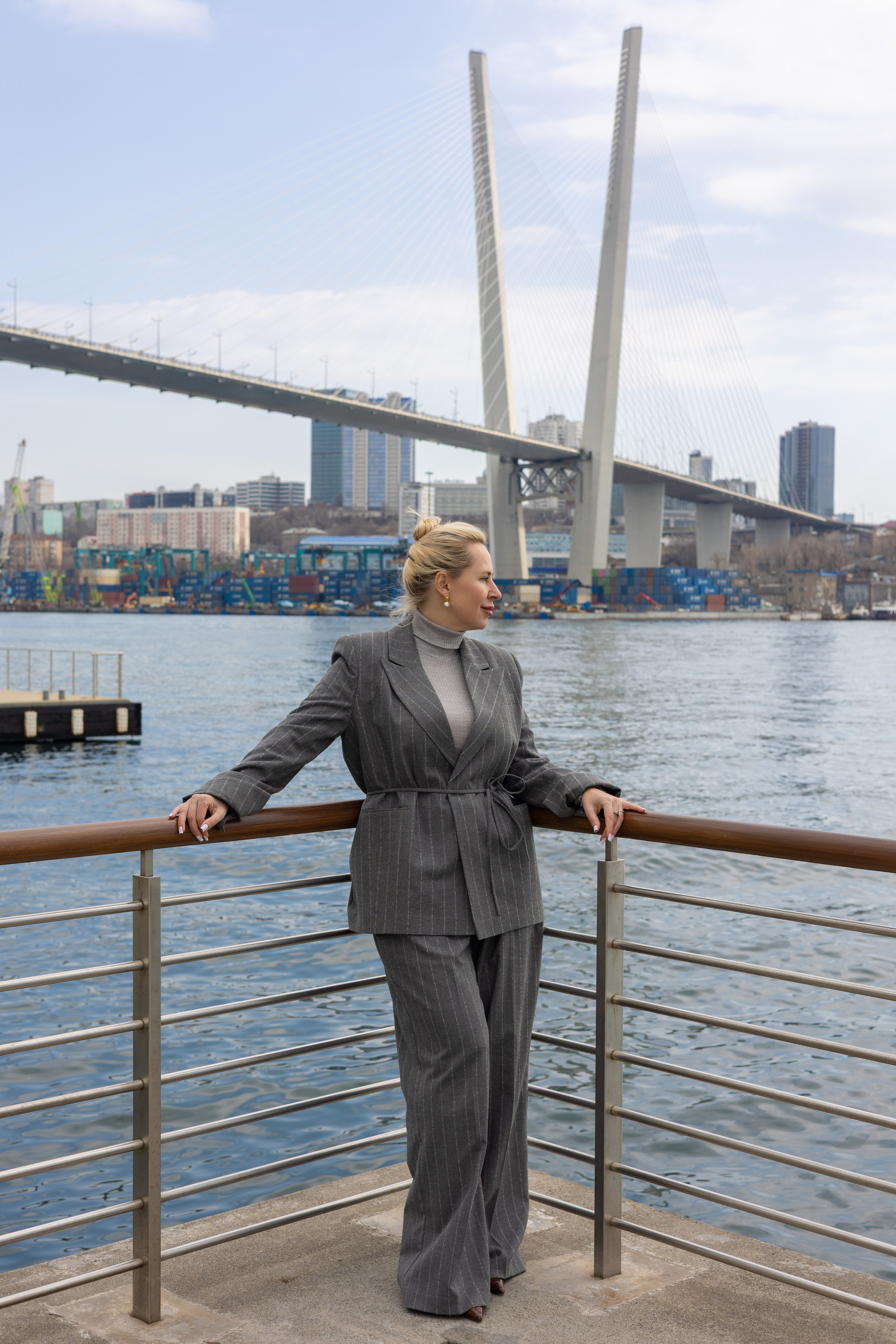 Фотопрогулка по Владивостоку. Портретный, свадебный, репортажный фотограф во Владивостоке Юлиана Джули Фокс