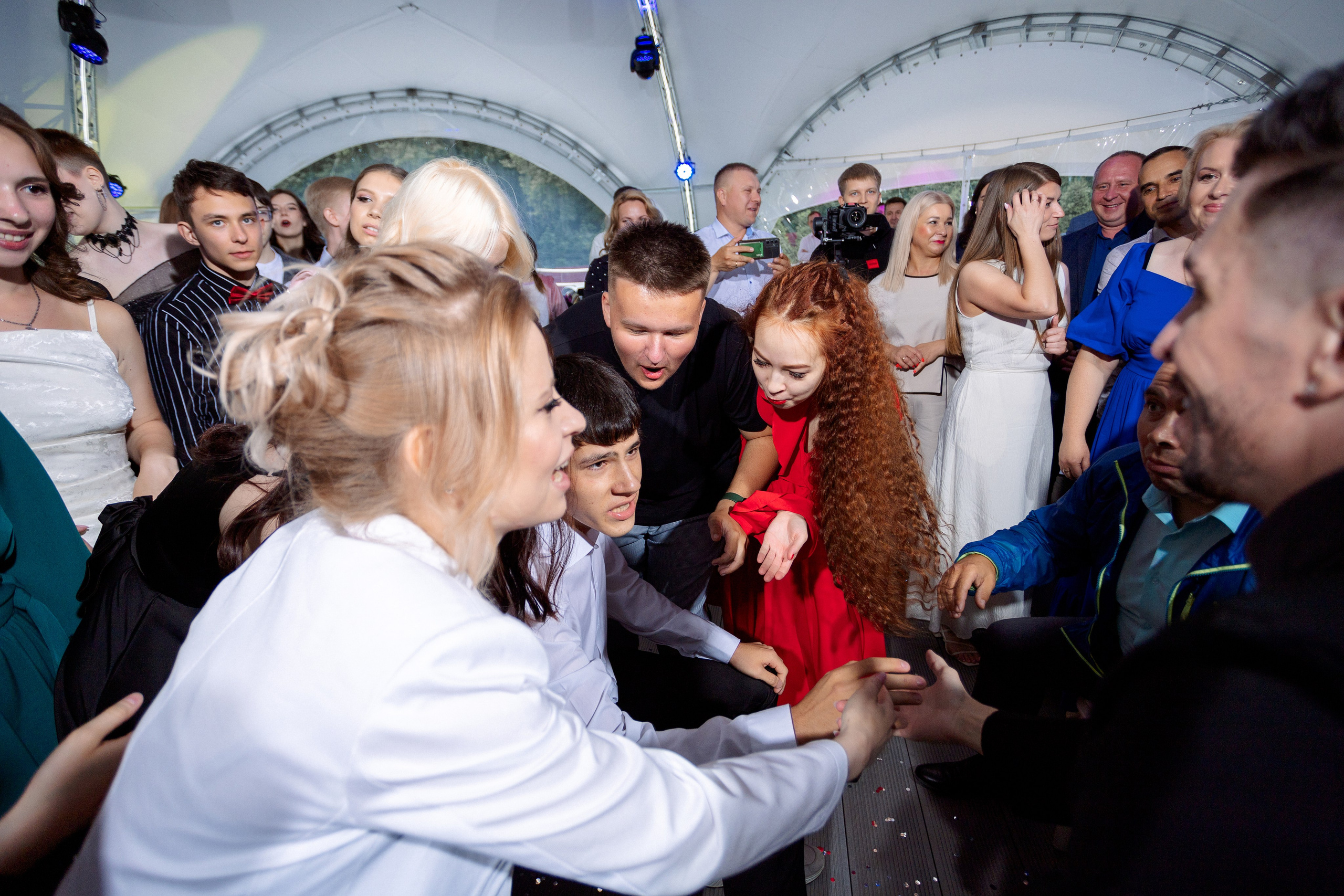 ВЫПУСКНОЙ: Волки-Липки. Все фото. Профессиональный фотограф в Ижевске Леша Петров