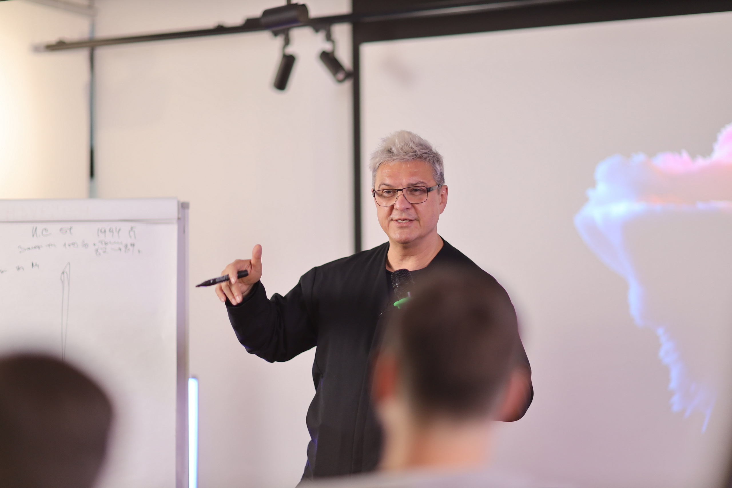 МастерМайнд 1.2. Съемка в студии под ваш запрос, студийные съемки, фотографии архитектурных объектов — Александр Евстигнеев — фотограф Москва