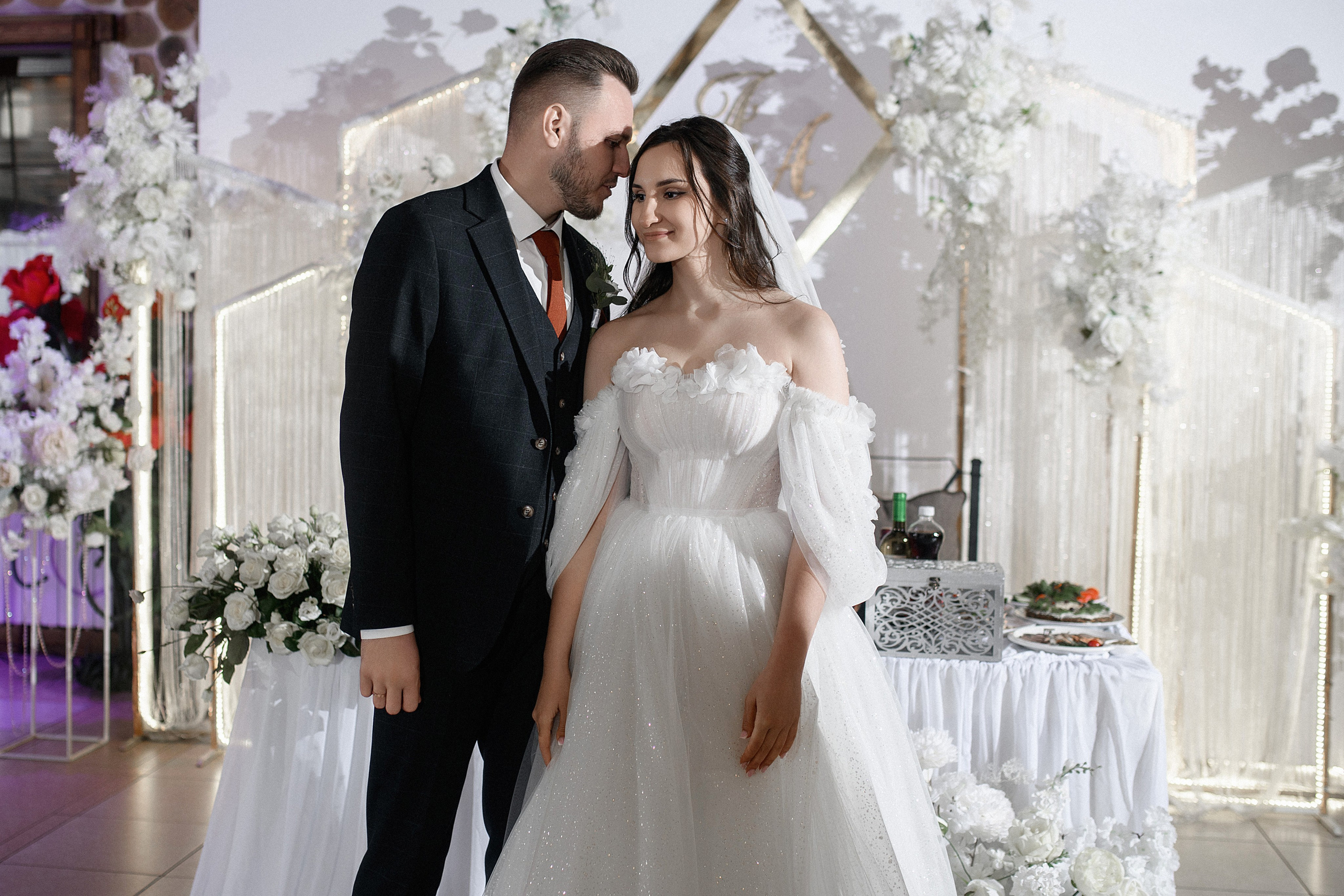 Александр и Александра. Свадебный фотограф Белгород Валуйки Старый Оскол Воронеж