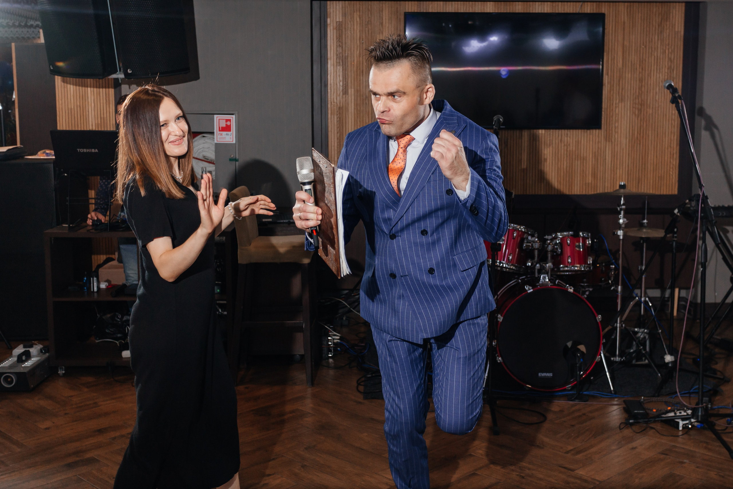 Выпускной 11 «А». Школа № 42. Свадебный фотограф в Краснодаре Николай Крауз