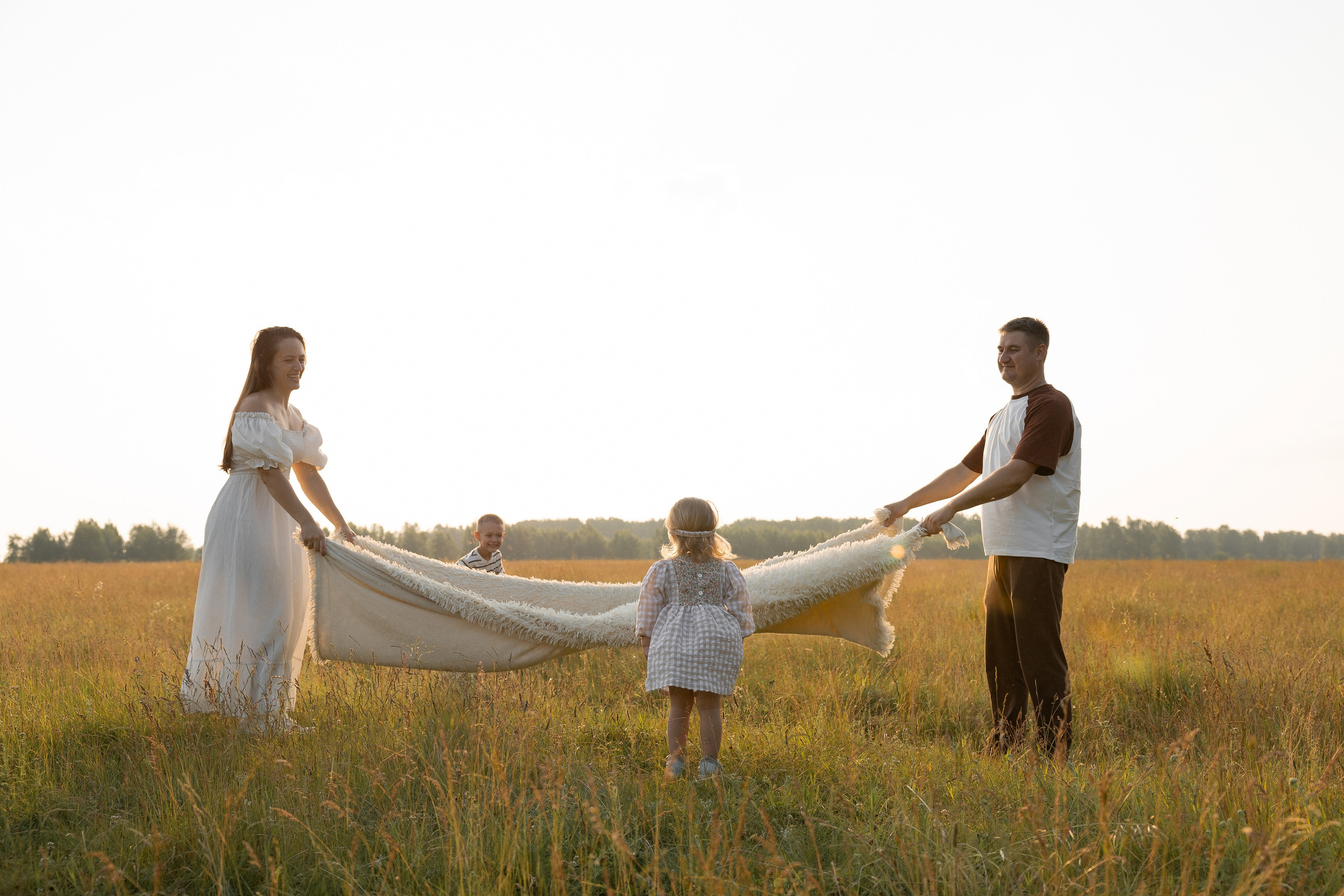 В поле. Семейный и свадебный фотограф в Челябинске Мария Леонтьева