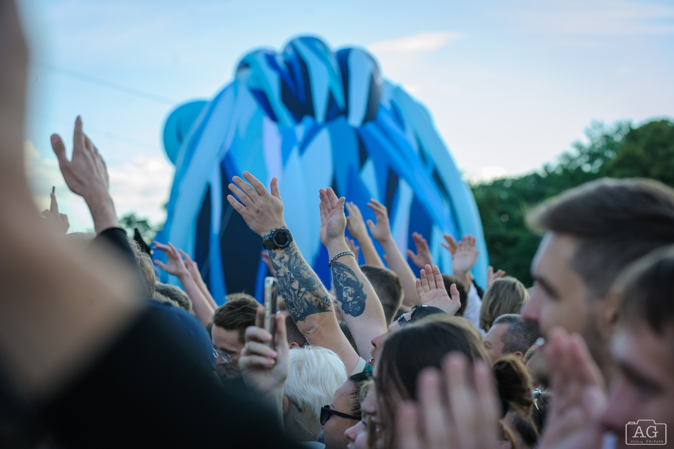 Нейромонах Феофан на открытой тренировке ФК «Зенит». Алексей Горчаков. Фотограф на ваш праздник