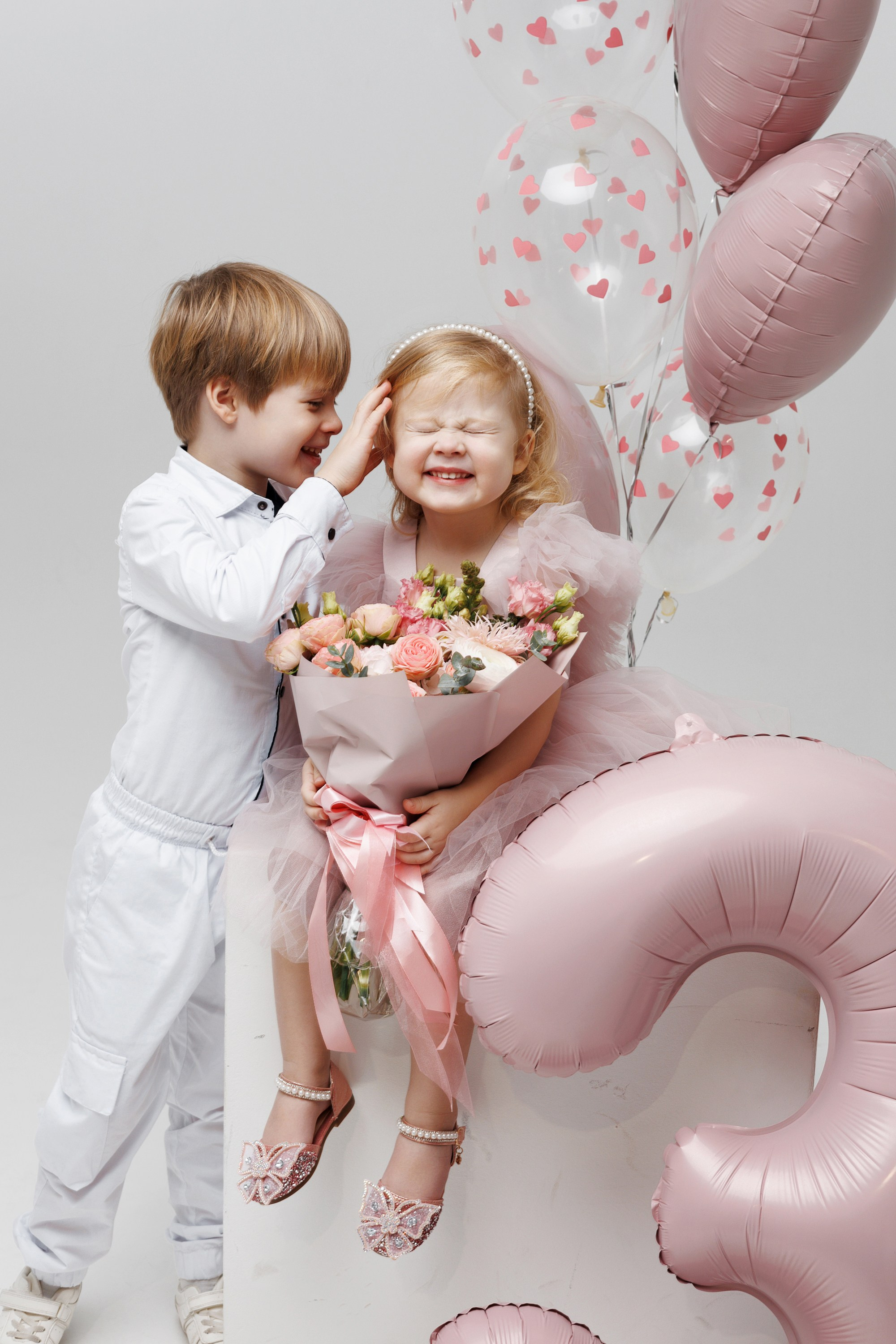 Съемка Дня Рождения Алисы в фотостудии CROSS-STUDIO зал IDEAL. Свадебный и семейный фотограф в Москве и МО Елена Агапова