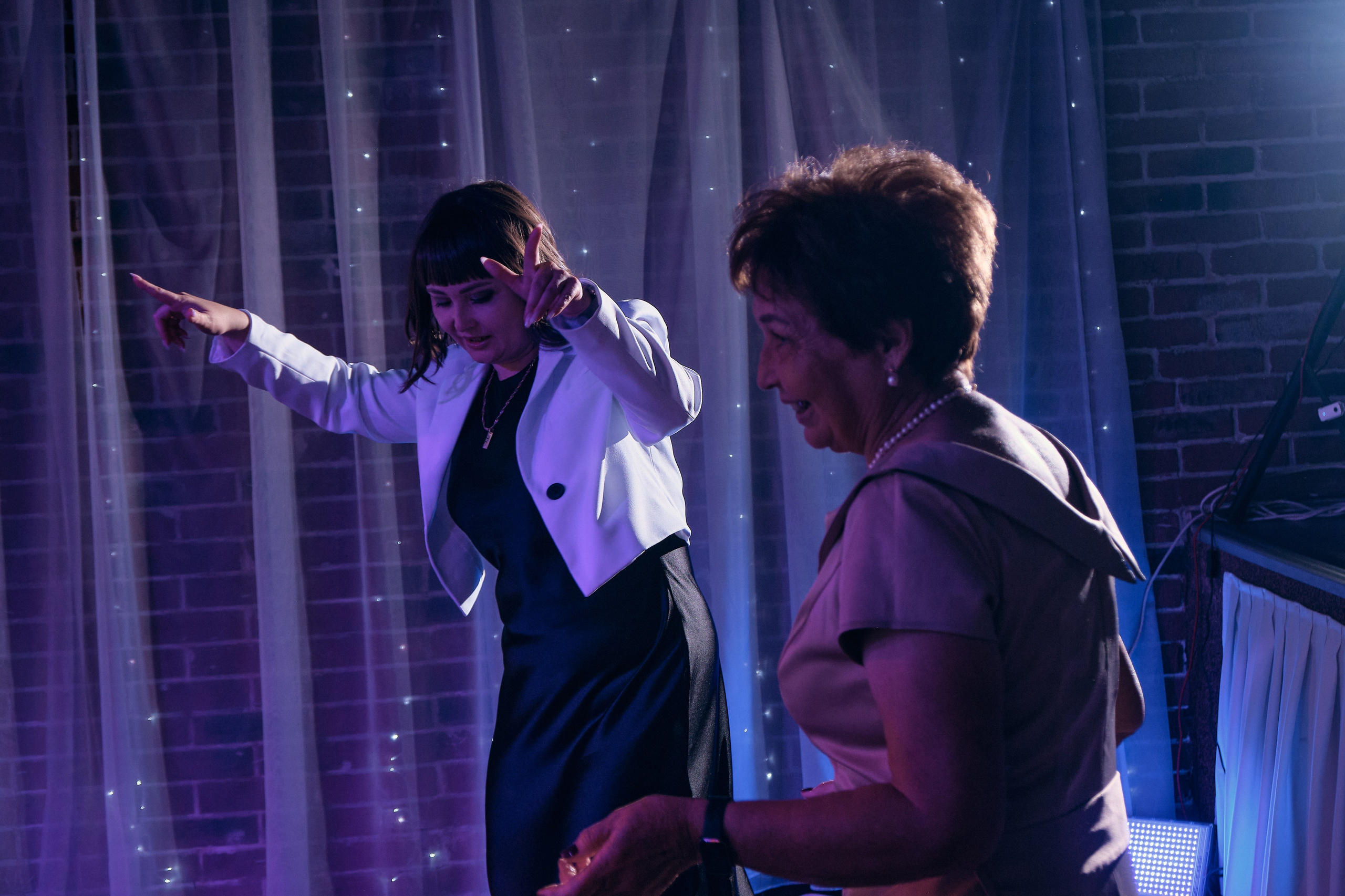 Банкет. Фэшн фотограф Арина Эльюс в Новосибирске