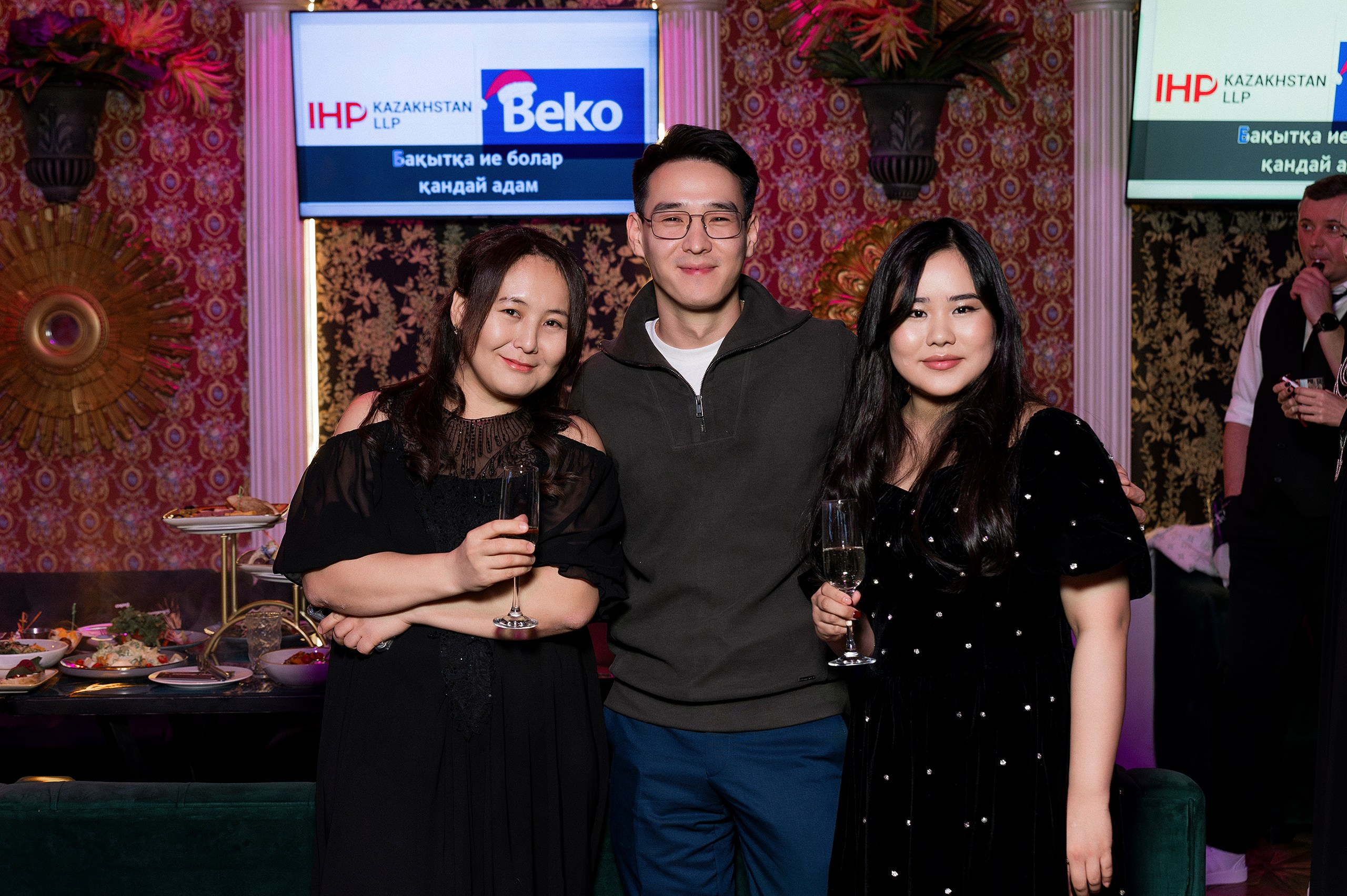 Beko Central Asia — Happy New Year. Фотограф в Алматы — Алексей Коньков | Репортаж, свадьбы, портреты