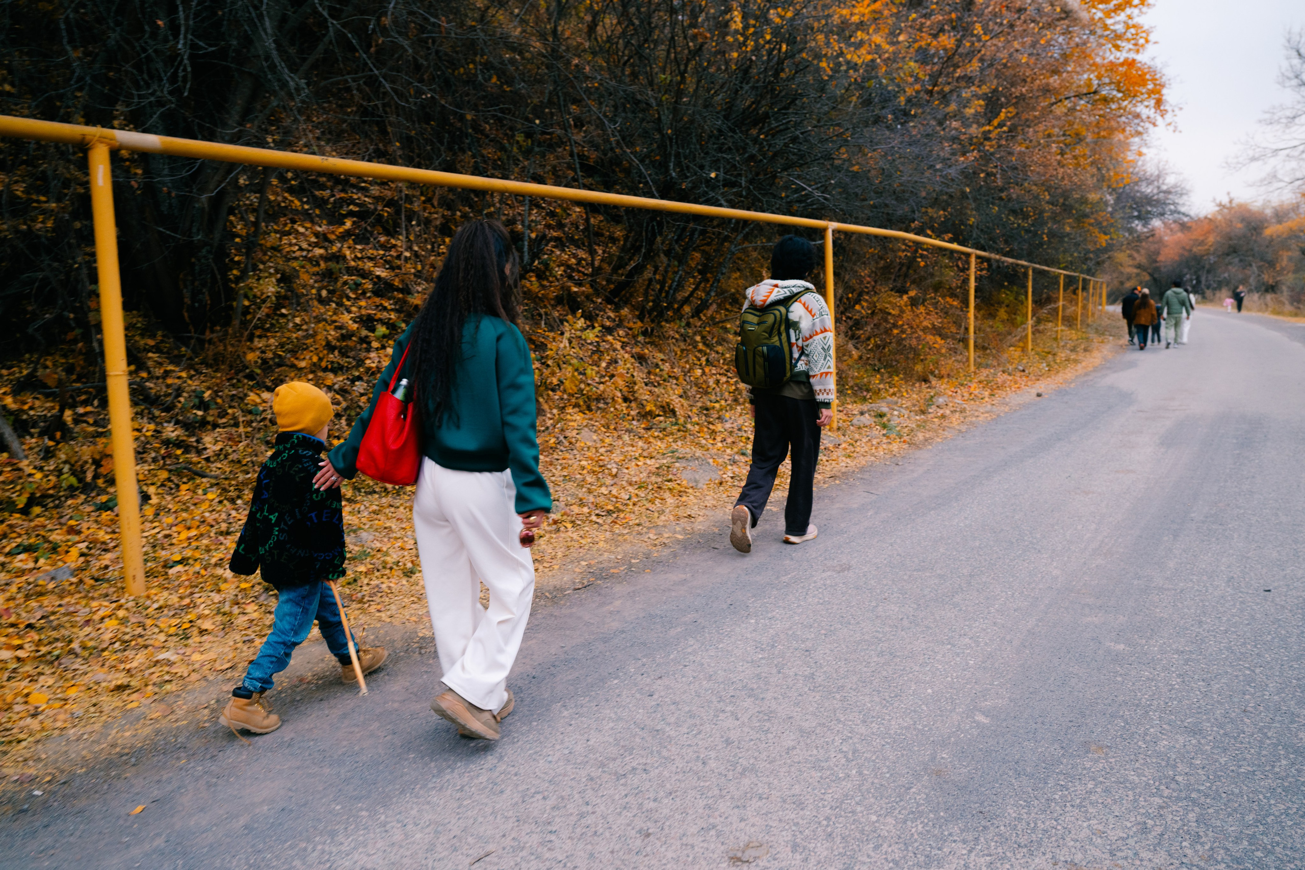 Озеро Иссык, осень 2025. Фотограф в Алматы — Алексей Коньков | Репортаж, свадьбы, портреты