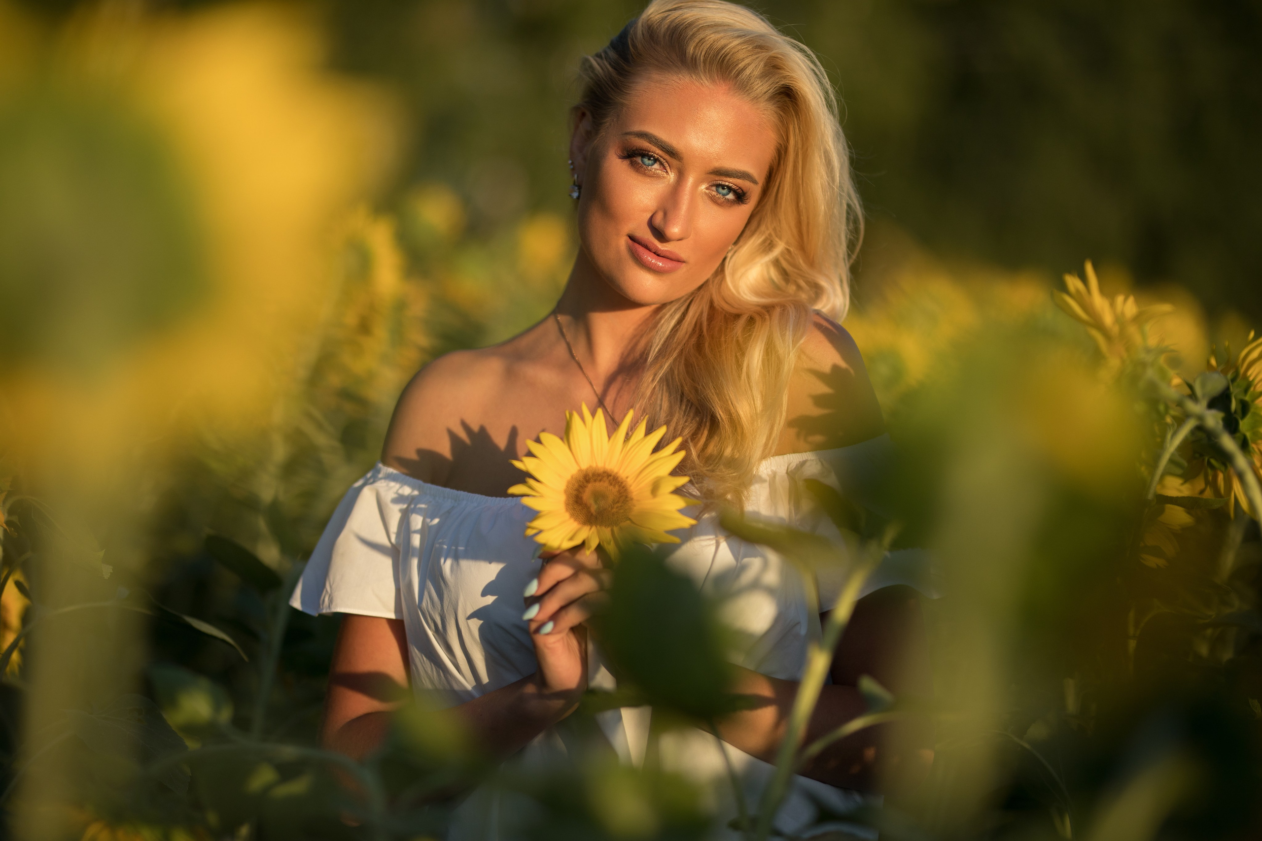 Фотосет в поле подсолнухов с Елизаветой для «себя»