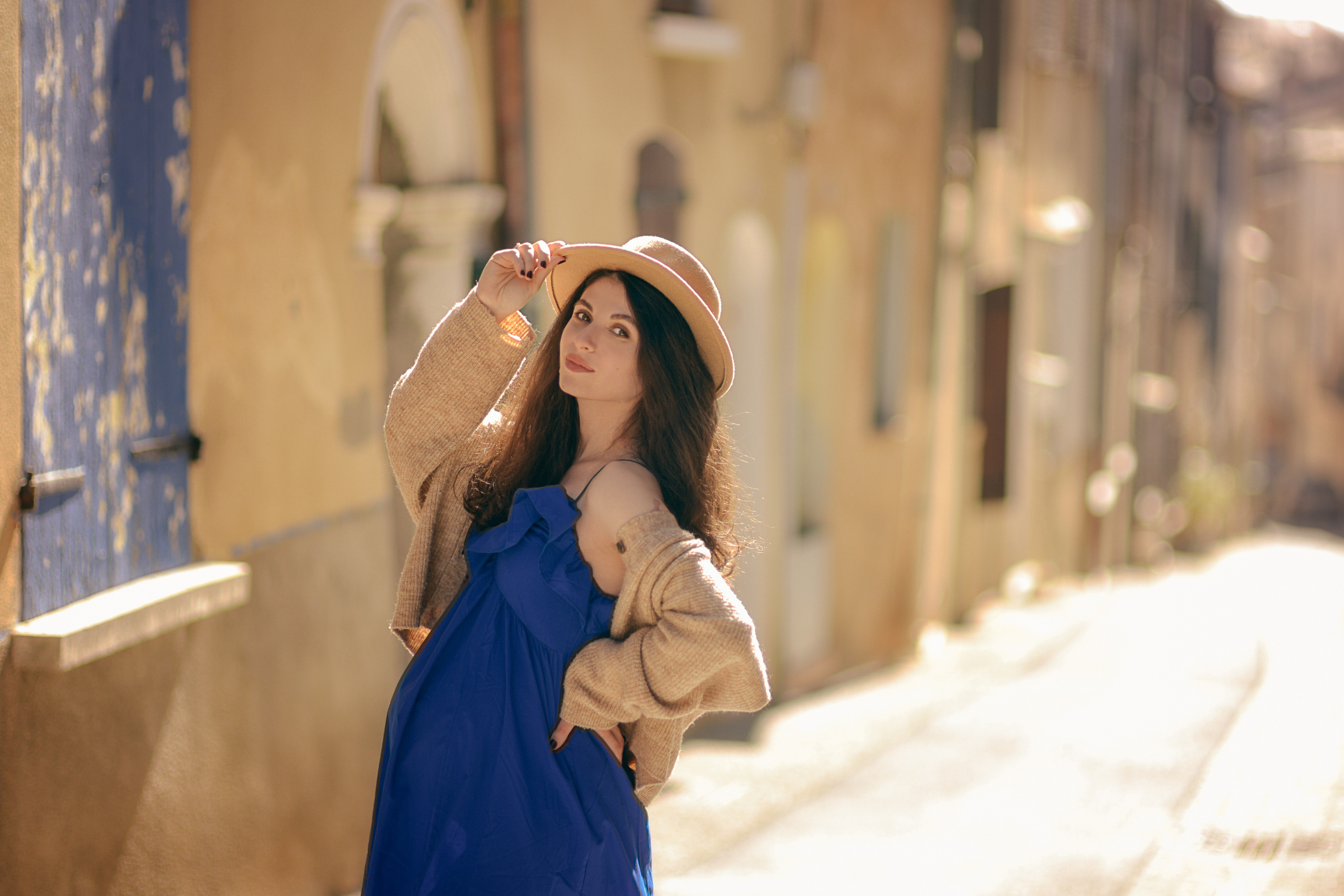 Pregnancy. Photographer in Provence Julia Lipiainen