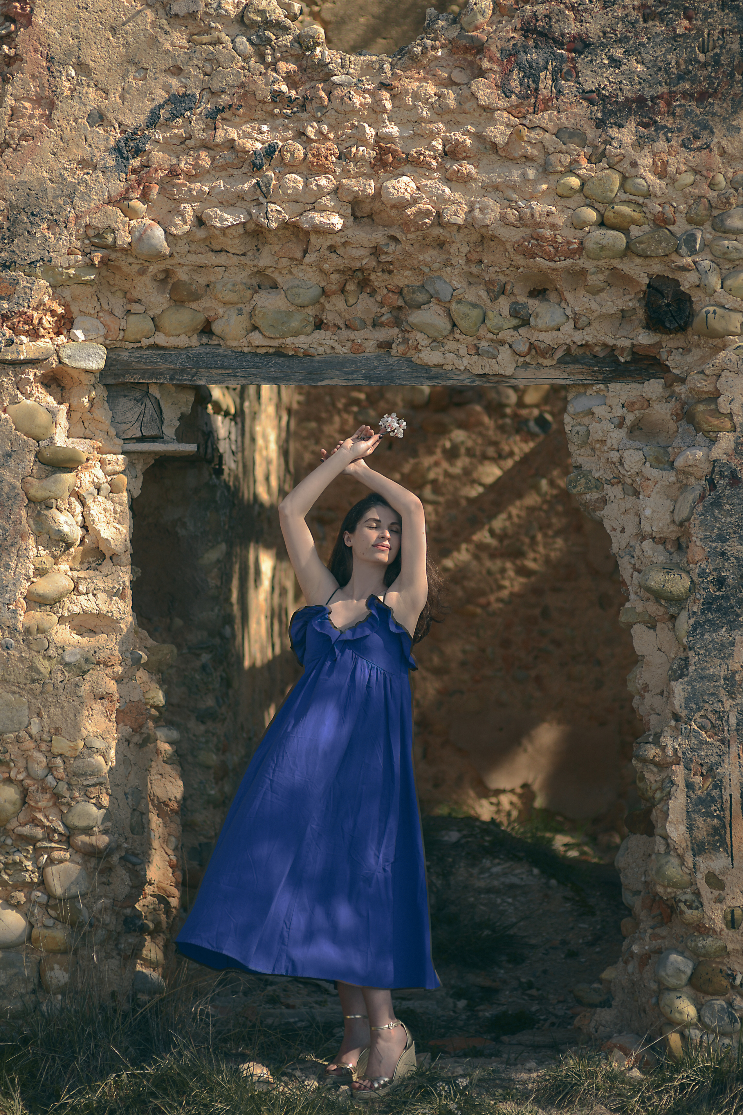 Pregnancy. Photographer in Provence Julia Lipiainen