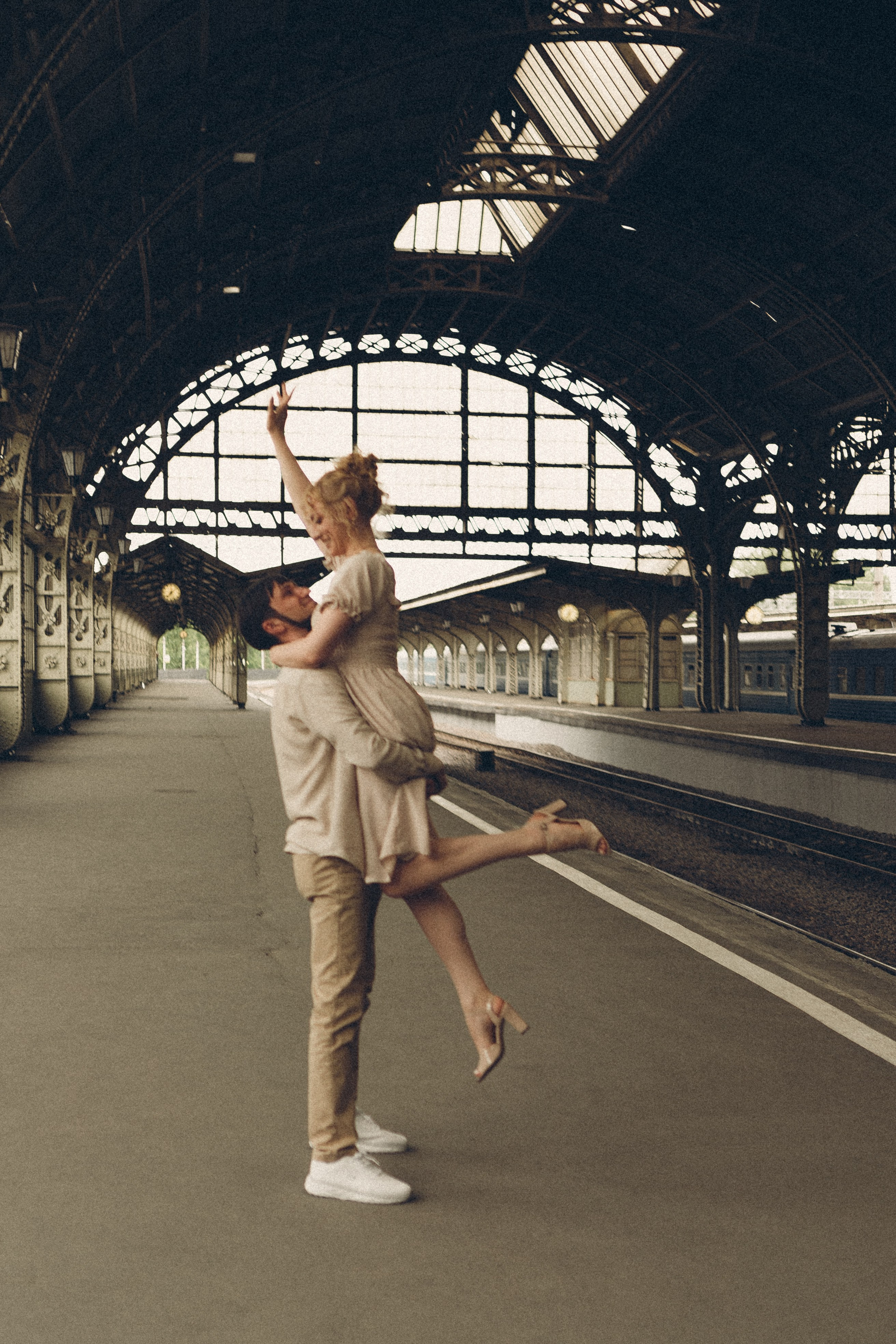 ПРОГУЛКА НА ВИТЕБСКОМ ВОКЗАЛЕ. Профессиональный фотограф, Санкт-Петербург — Виктория Богомолова