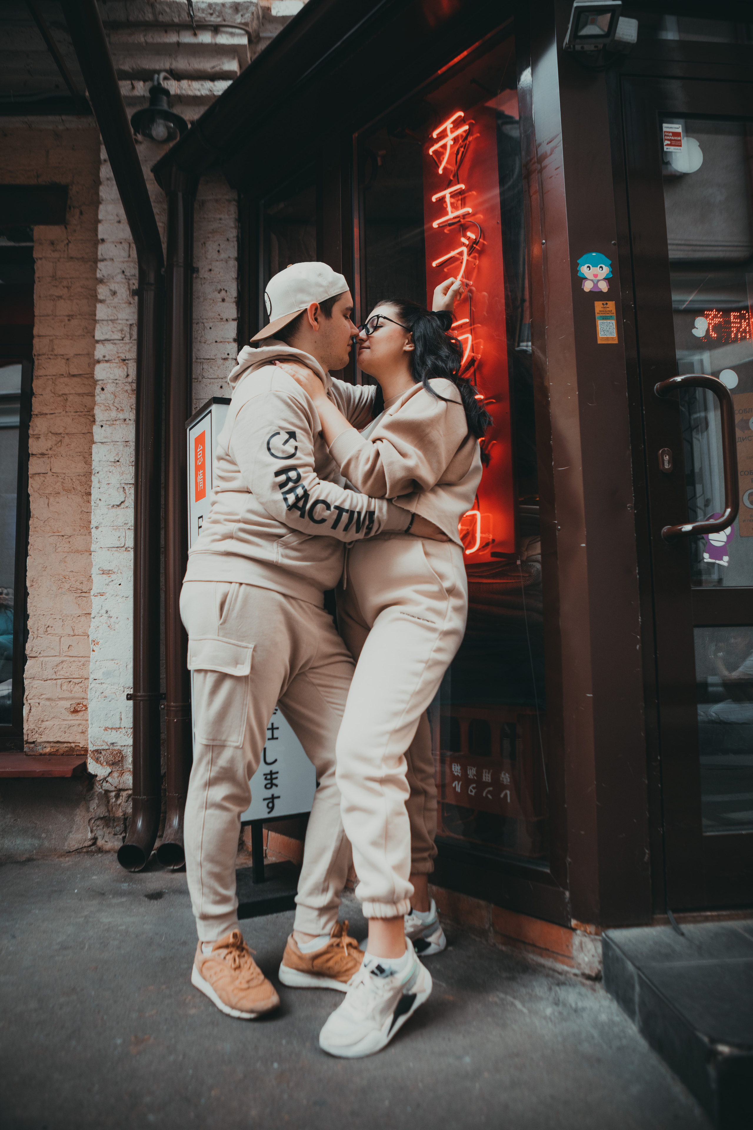 Дима и Настя. Роспись и прогулка. Свадебный и портретный фотограф в Москве Анастасия Масюк