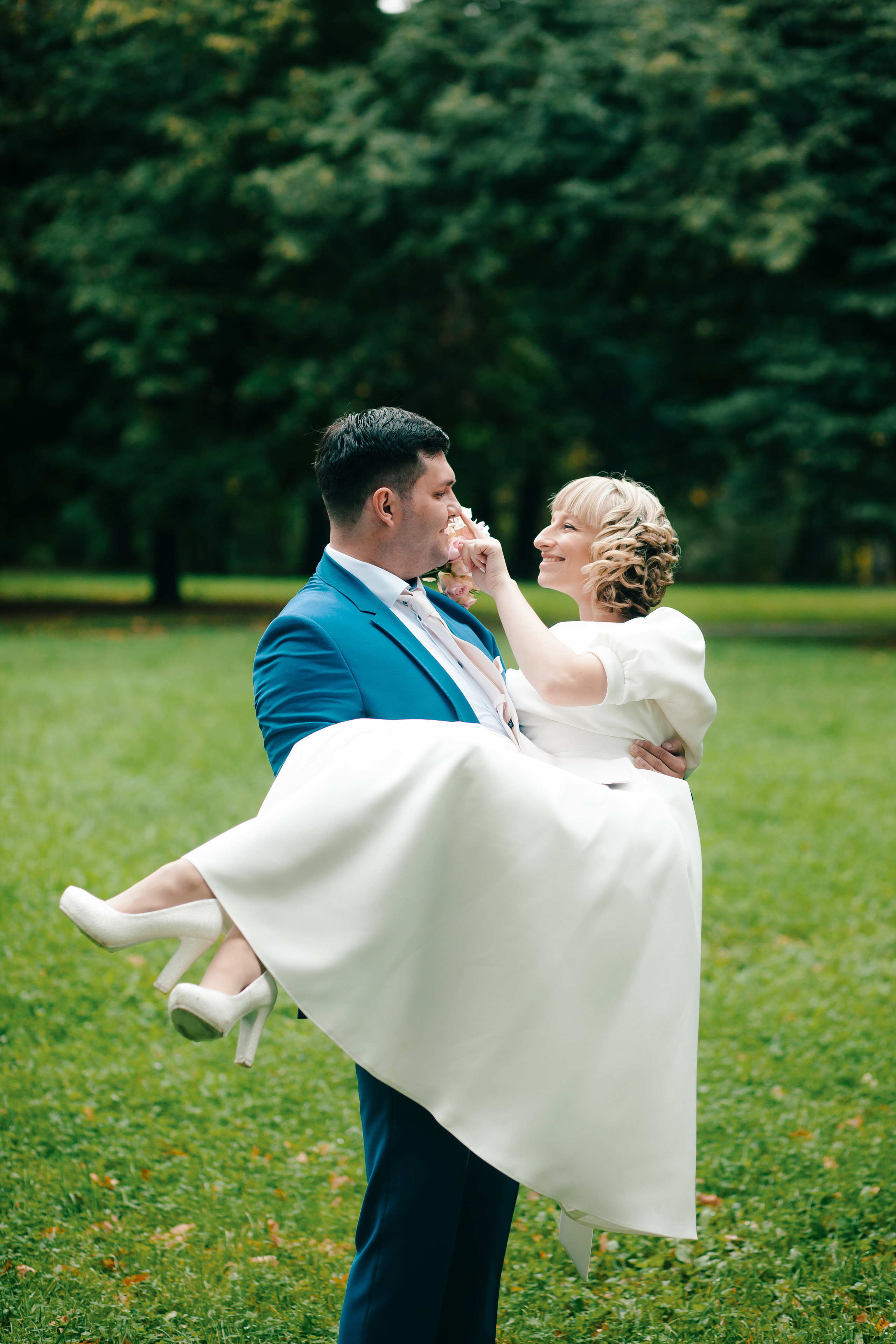 Анжела и Руслан. Прогулка по Коломенскому. Свадебный и портретный фотограф в Москве Анастасия Масюк