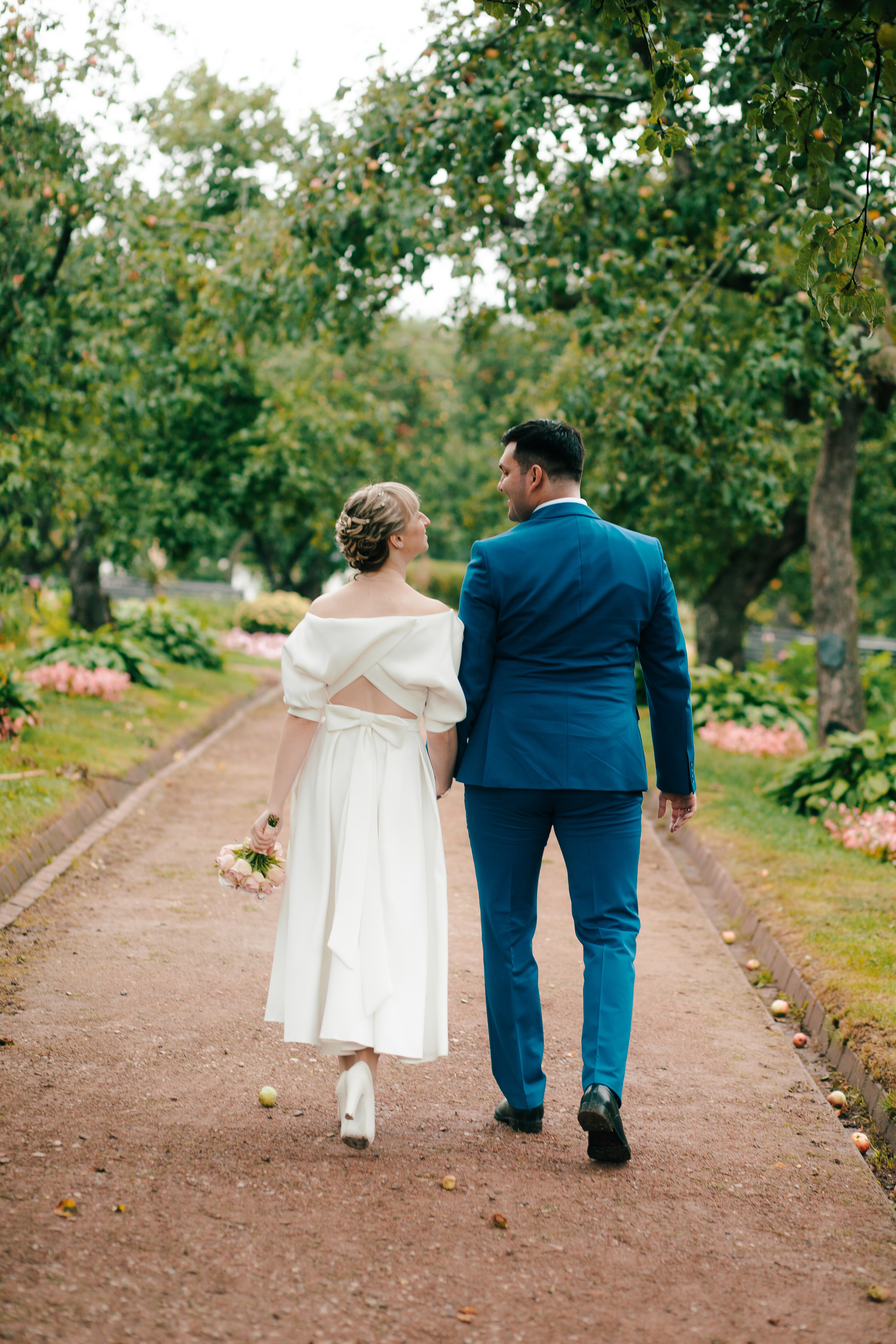 Анжела и Руслан. Прогулка по Коломенскому. Свадебный и портретный фотограф в Москве Анастасия Масюк