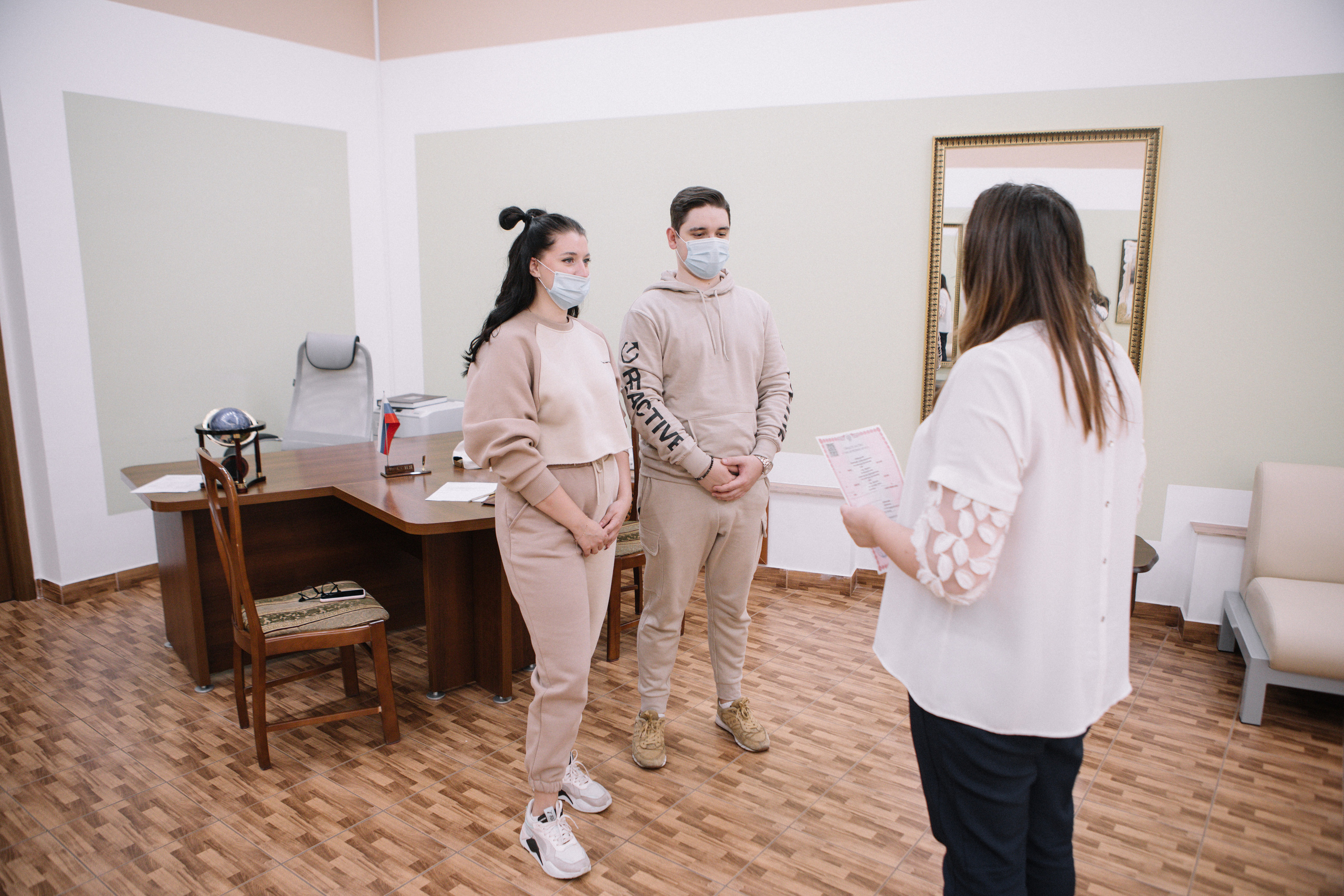 Дима и Настя. Роспись и прогулка. Свадебный и портретный фотограф в Москве Анастасия Масюк