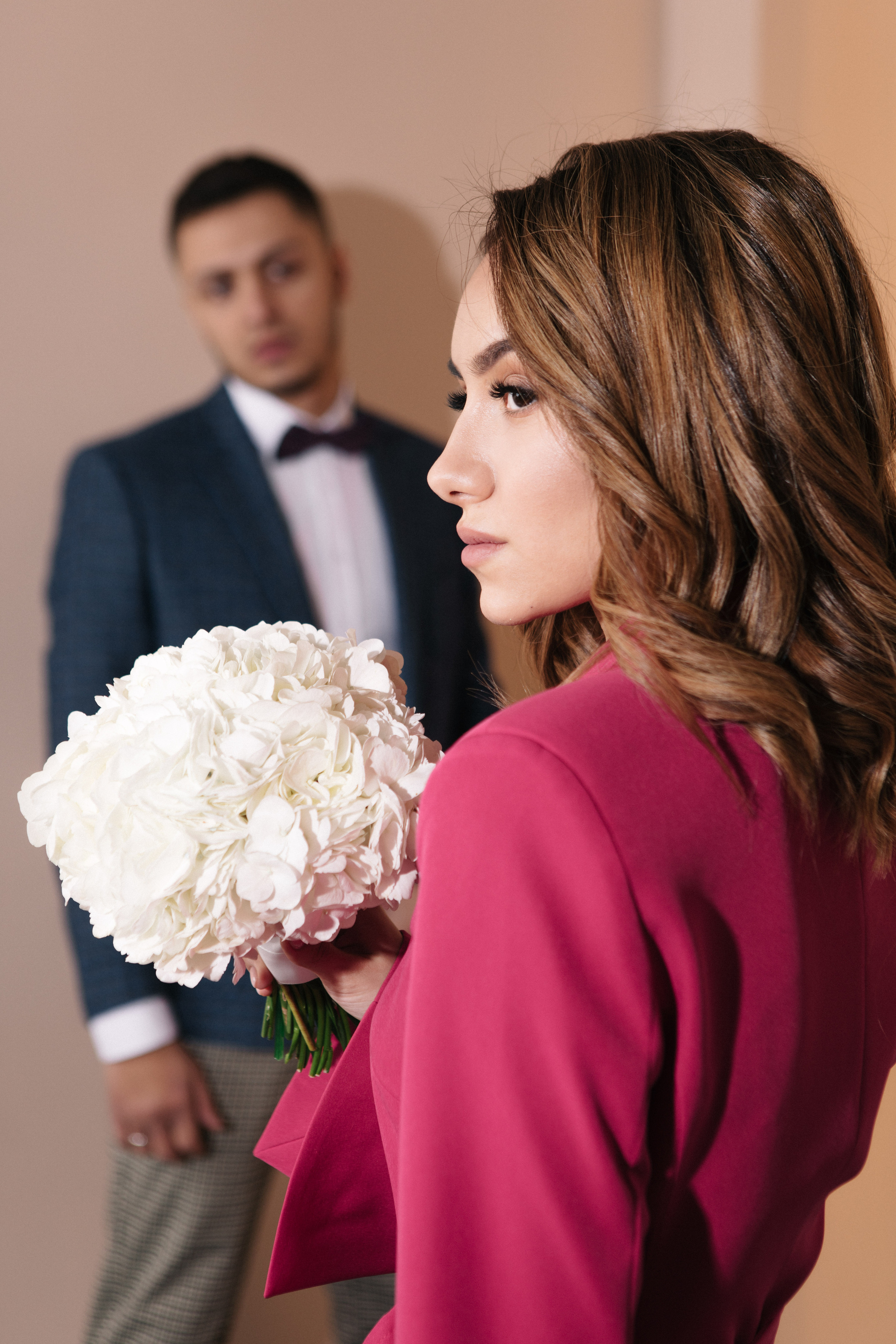 Мадина и Эрмиль. Кутузовский ЗАГС и фотосессия в фотостудии. Свадебный и портретный фотограф в Москве Анастасия Масюк