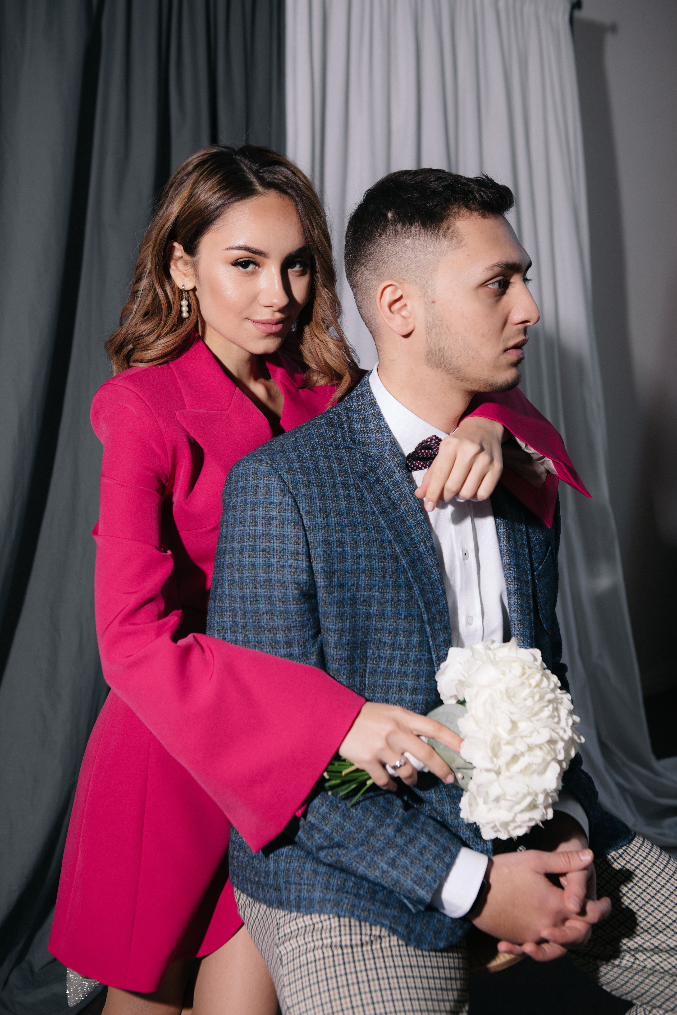 Мадина и Эрмиль. Кутузовский ЗАГС и фотосессия в фотостудии. Свадебный и портретный фотограф в Москве Анастасия Масюк