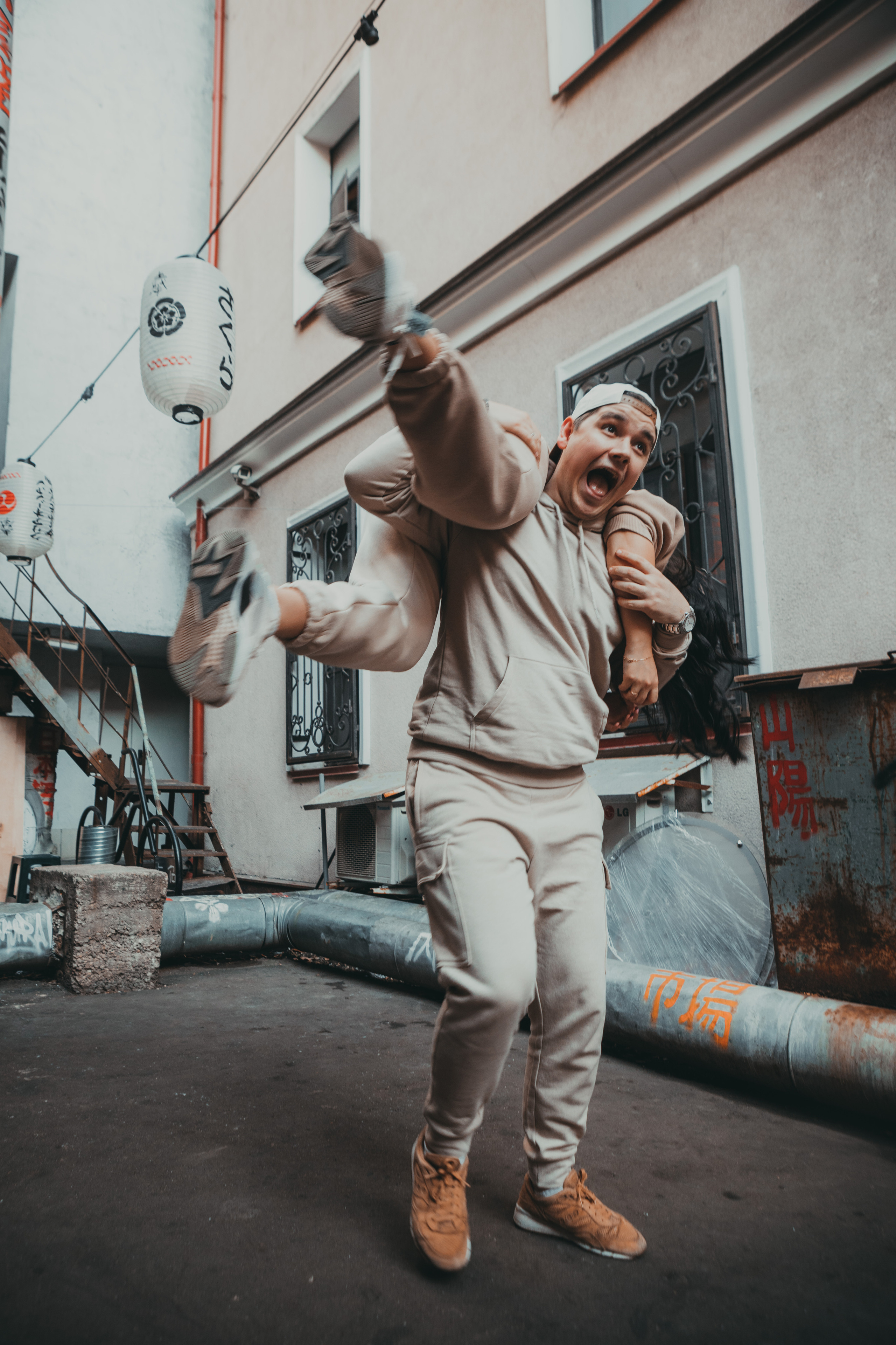 Дима и Настя. Роспись и прогулка. Свадебный и портретный фотограф в Москве Анастасия Масюк