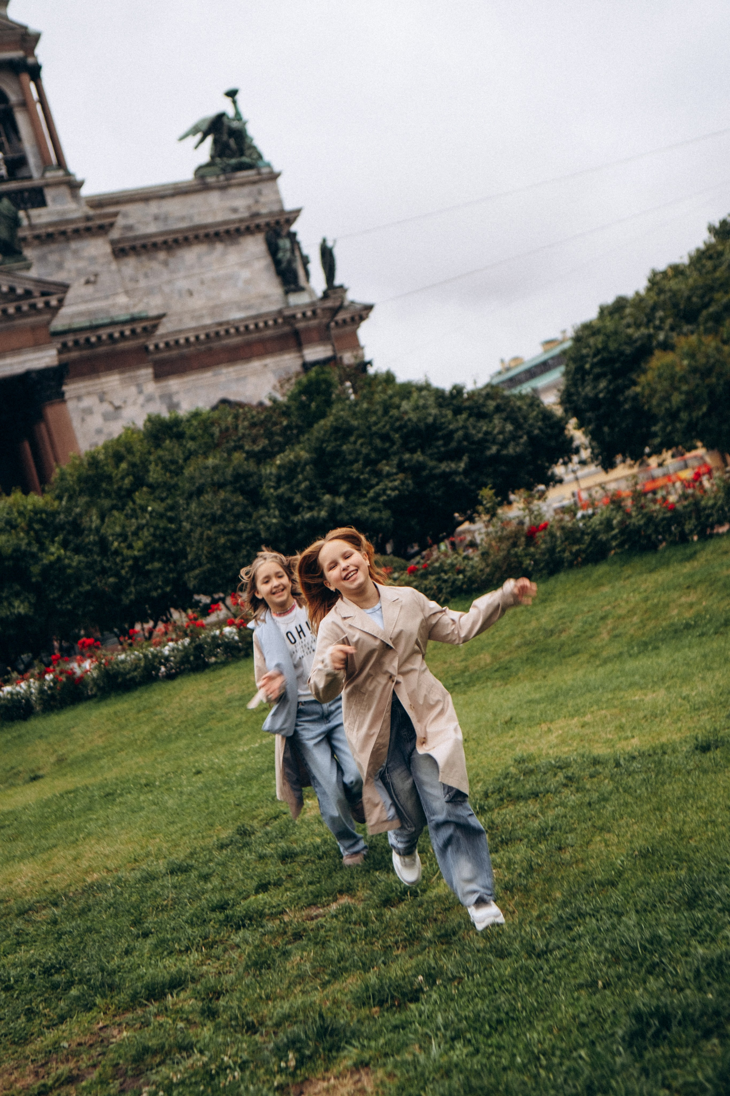 Семейная прогулочная фотосессия в Санкт-Петербурге. Фотограф в Санкт-Петербурге Кристина Брянская