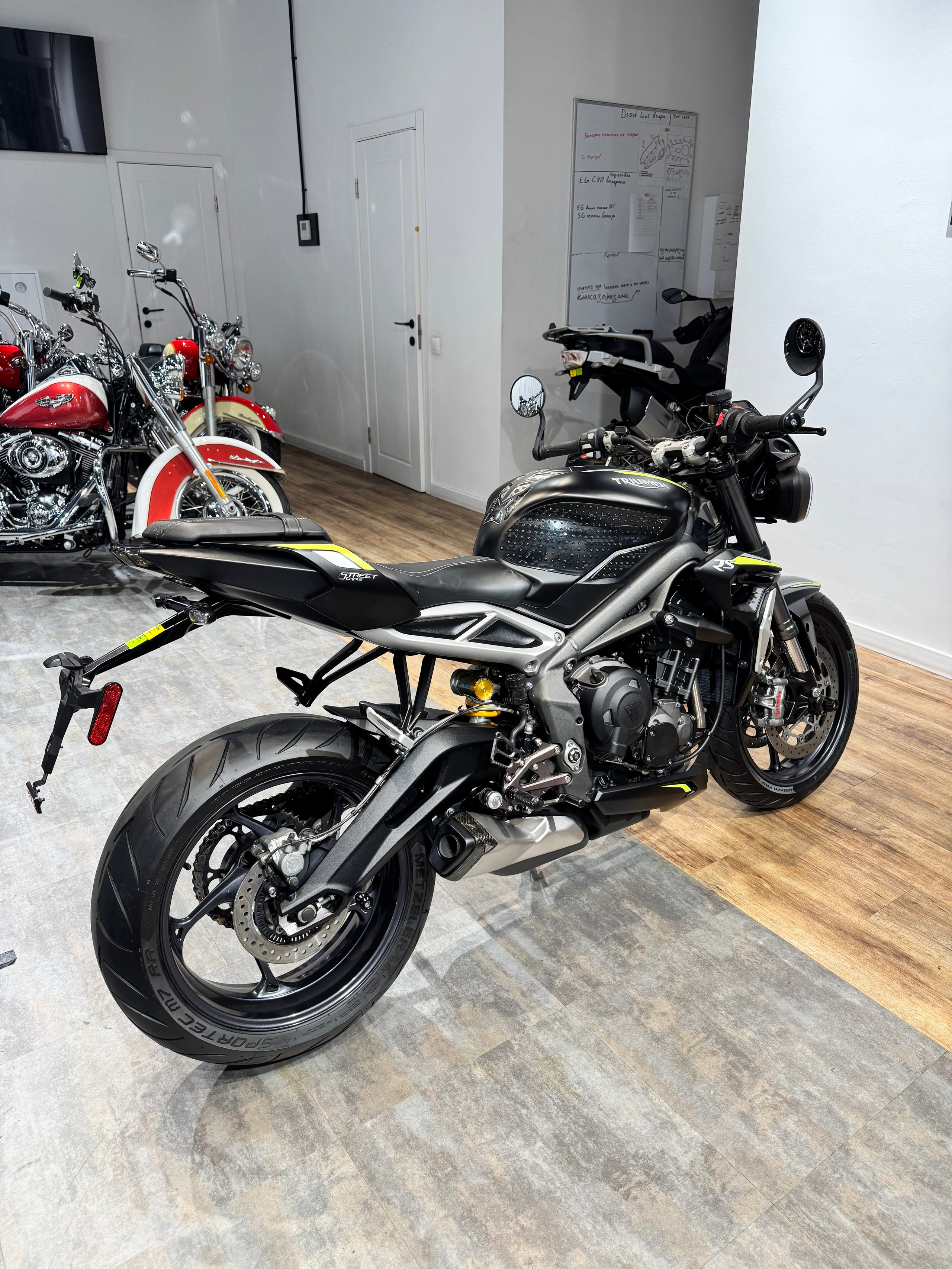 Мотоциклы Harley-Davidson 2021 Triumph Street Triple RS. Hello Davidson, Москва. Только хорошие мотоциклы…