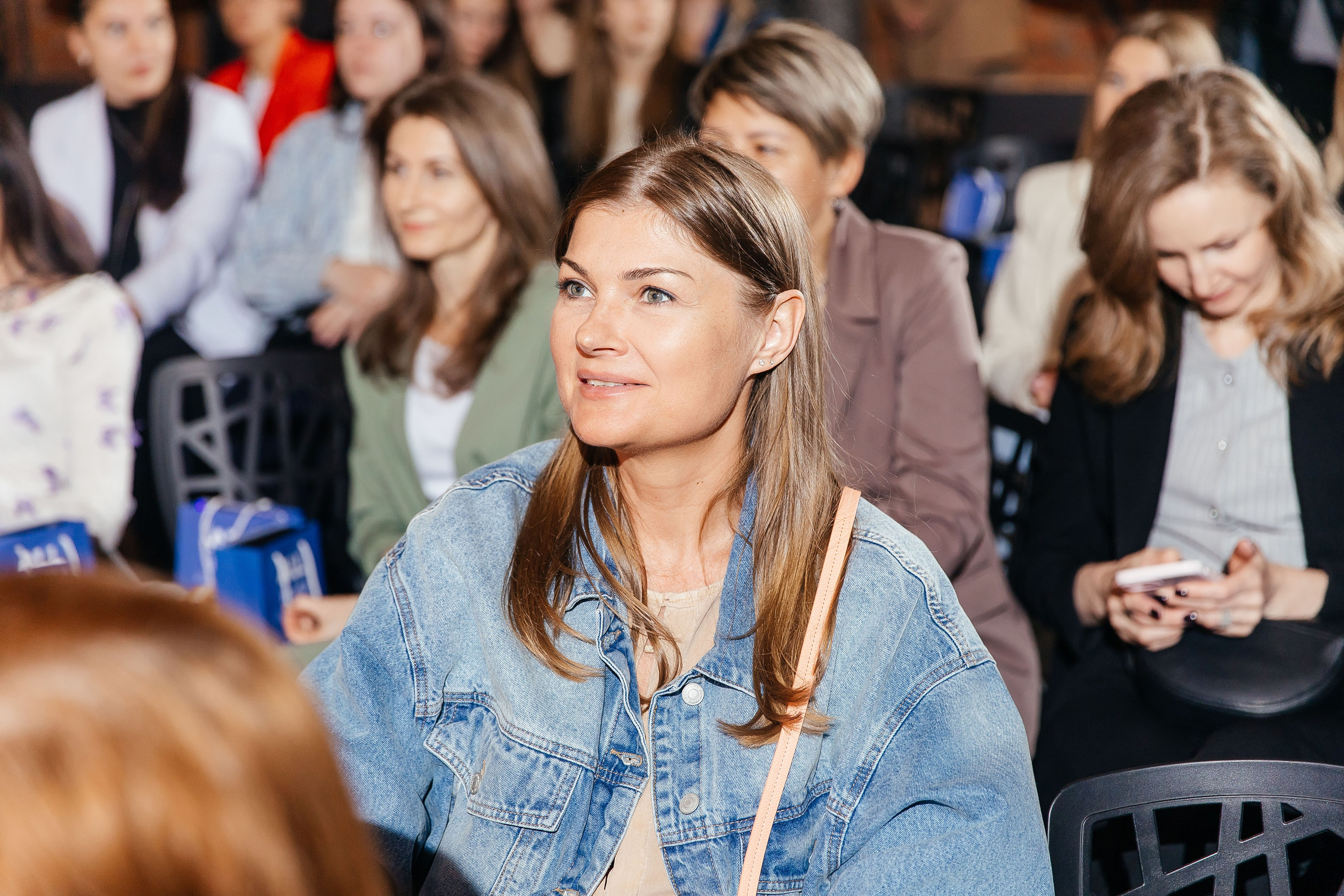 Презентация новинок систем света Maytoni в One way loft. Фотограф в Красноярске Надежда Воскресенская