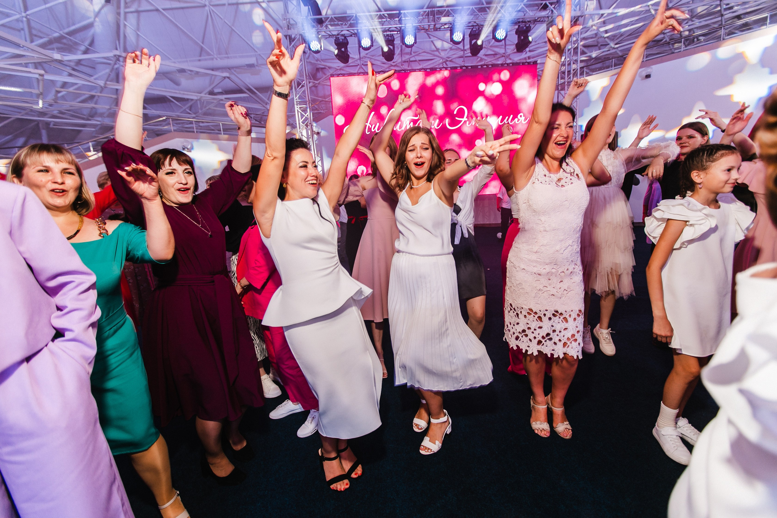 Никита + Эмилия. Роман Урумбаев фотограф Нижневартовск