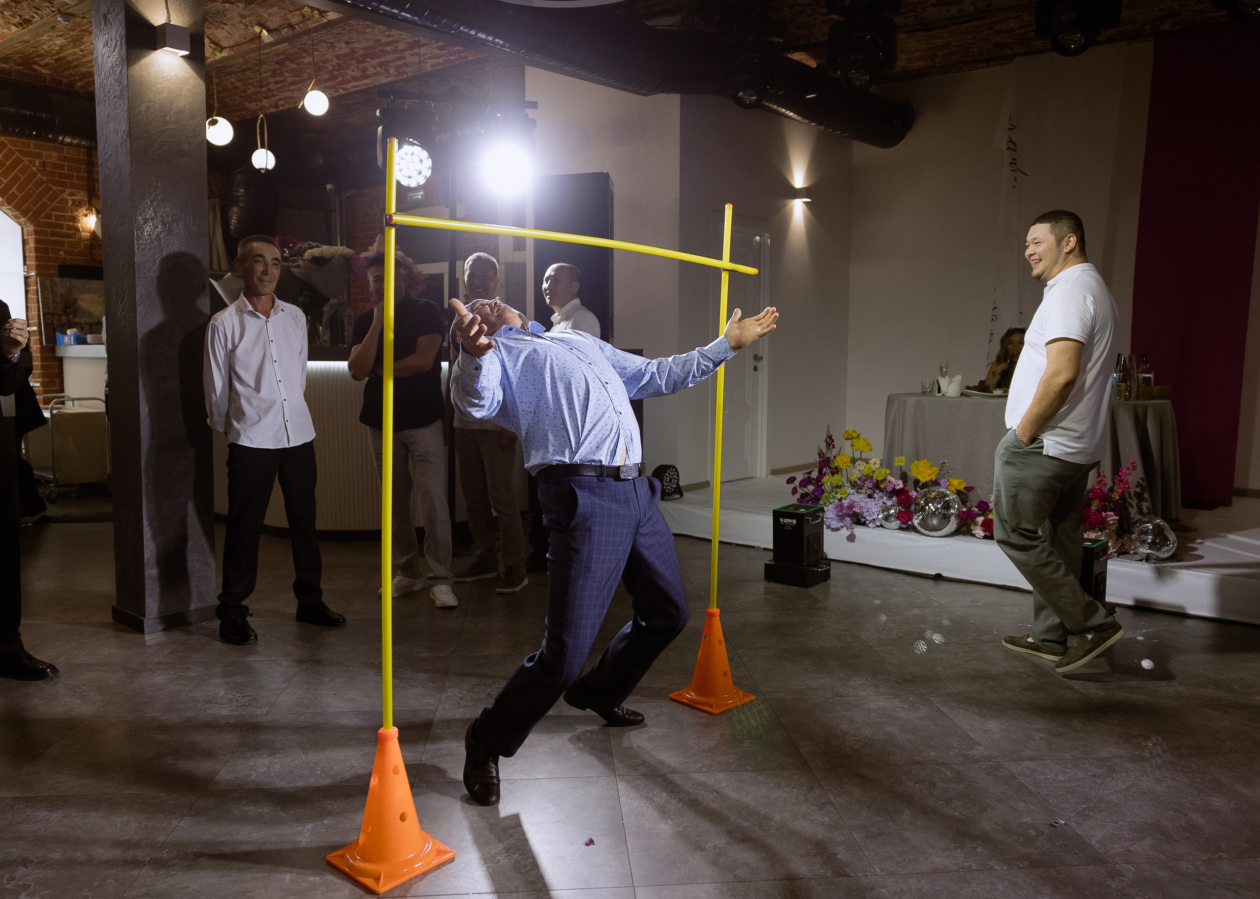 Дмитрий и Алита. Фотограф Эмиль Исякаев