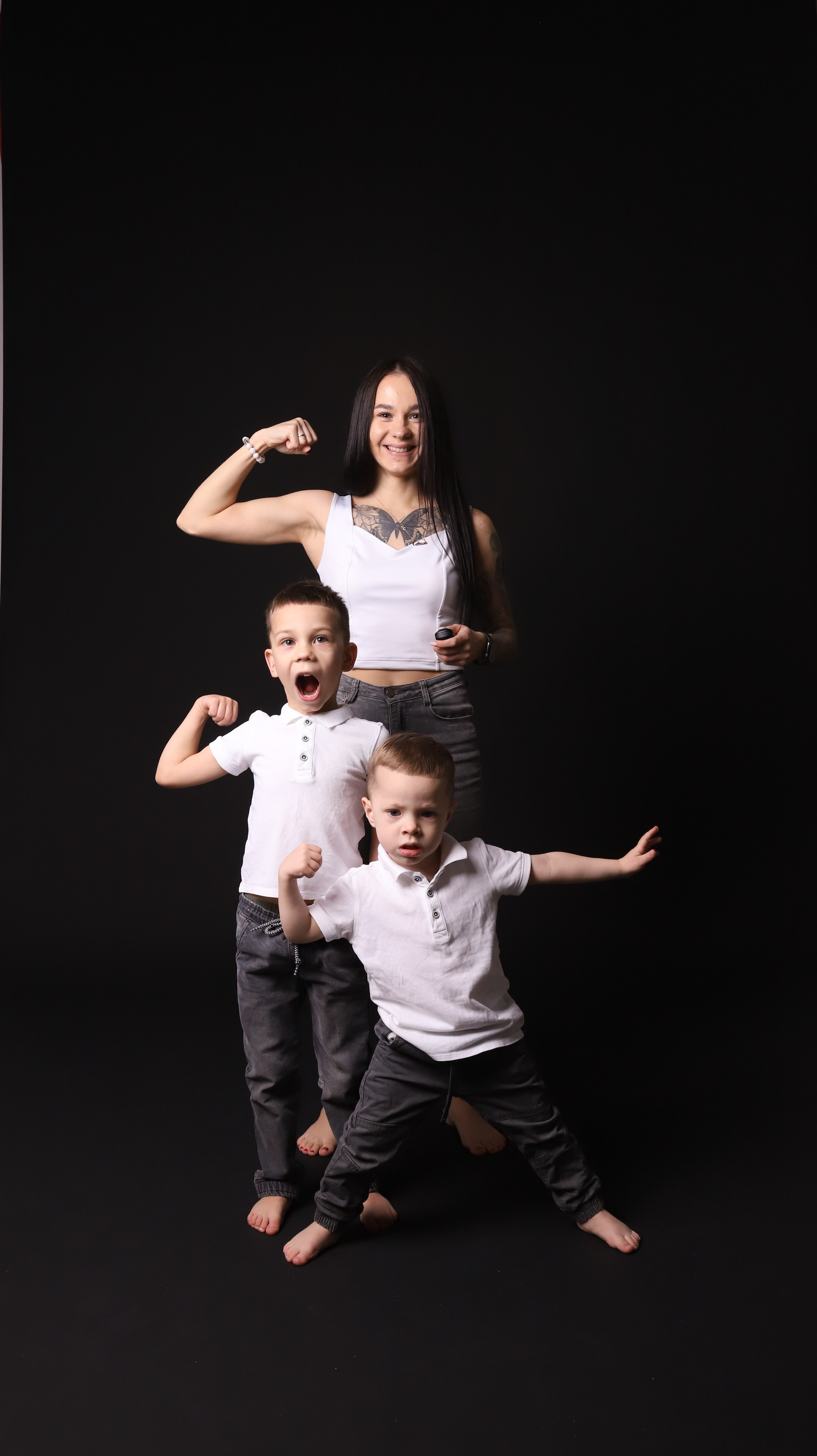 Трио — Антип, Иосиф, Александра. Автопортретная