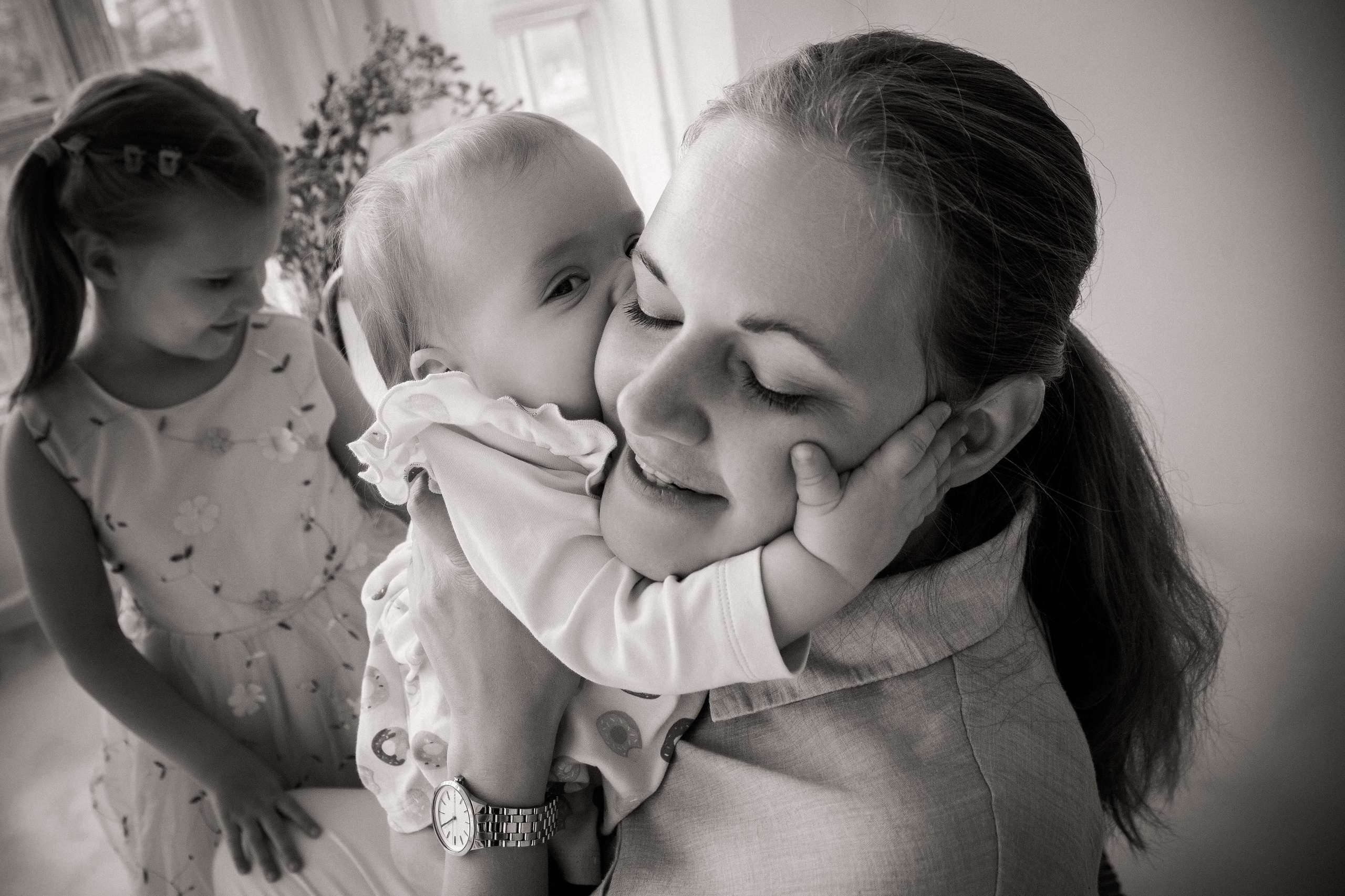 Семейная фотосессия в студии One take studio VANILLA. Свадебный и семейный фотограф в Москве и Подмосковье Лариса Козлова