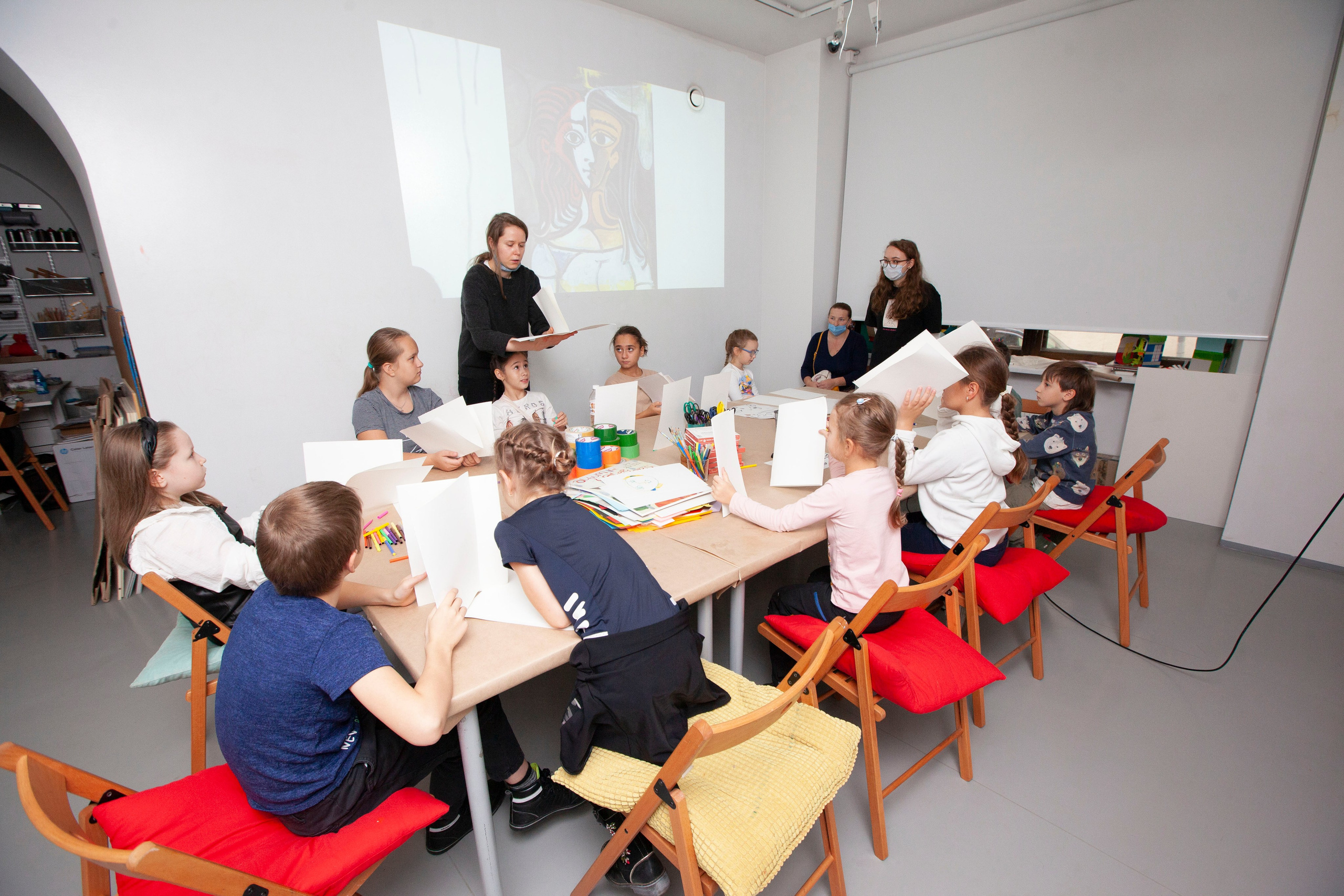 Детский мастер-класс в ММОМА. Stanislav Baryshev — People. Emotions. Atmosphere