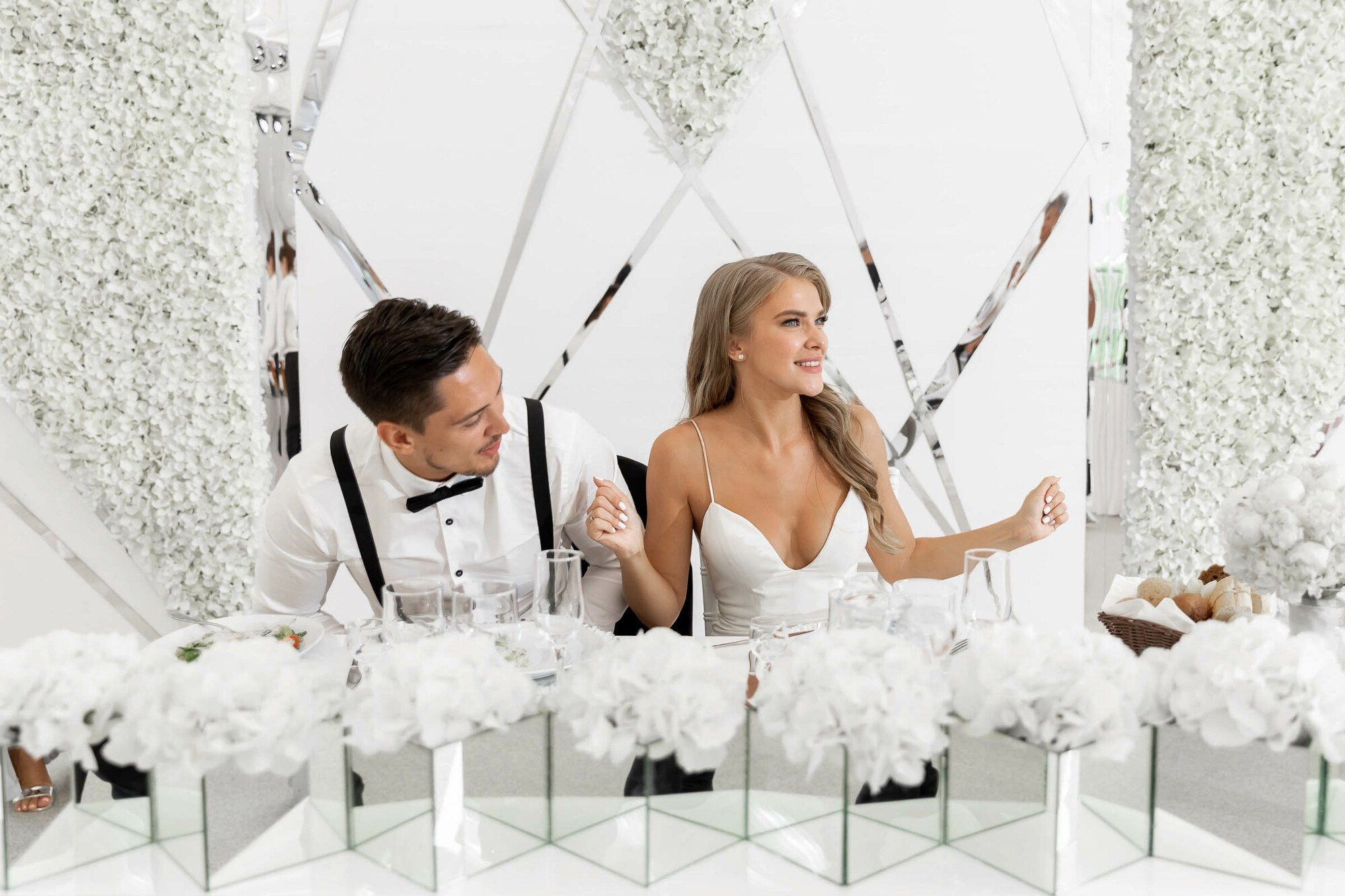 Стильная свадьба со сборами в гостинице Эрмитаж. Свадебный фотограф в Санкт-Петербурге и Москве Андрей Нестеров