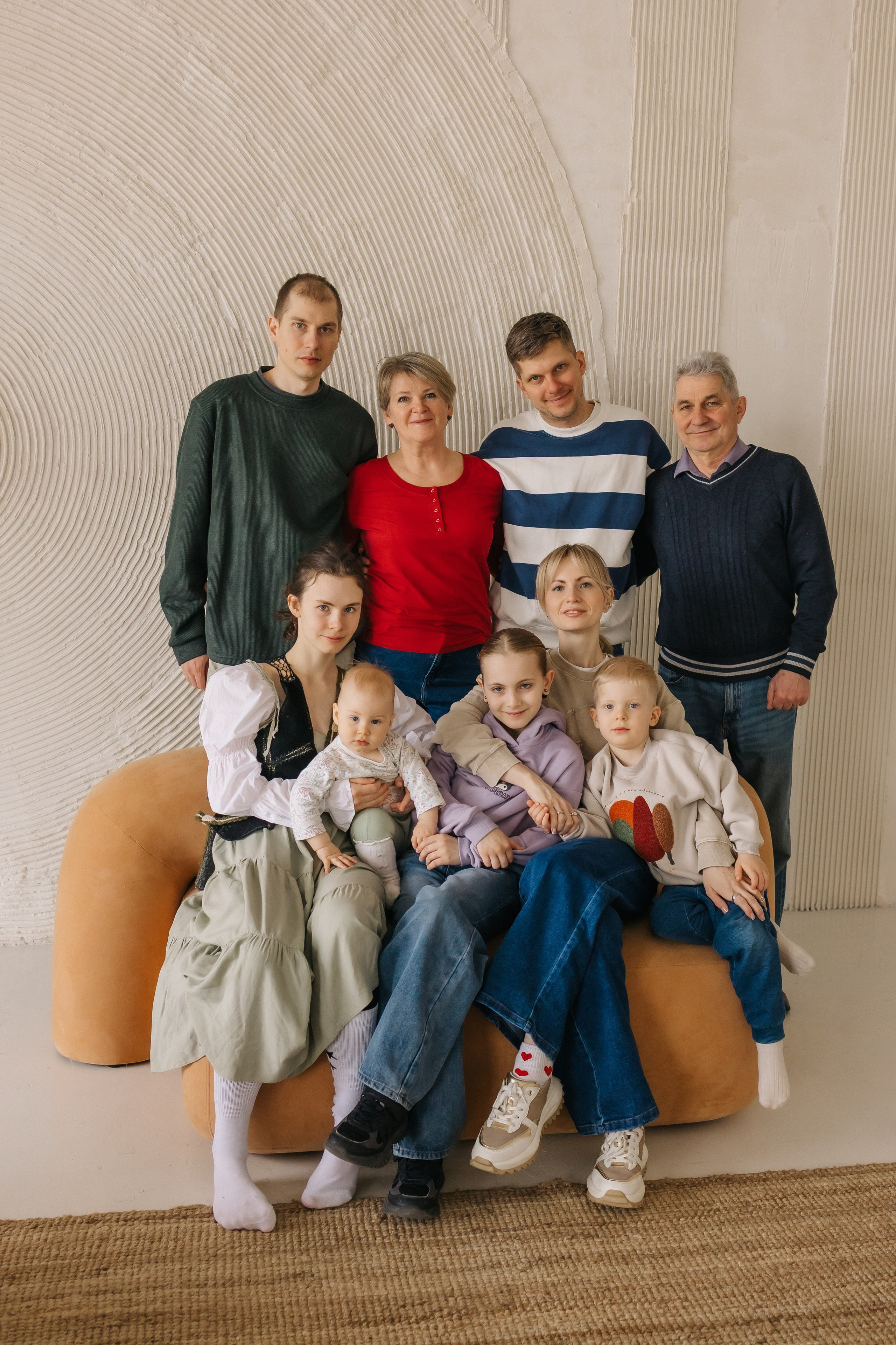 Семейная фотосессия в 2.8. СЕМЕЙНЫЙ ФОТОГРАФ В САРАТОВЕ