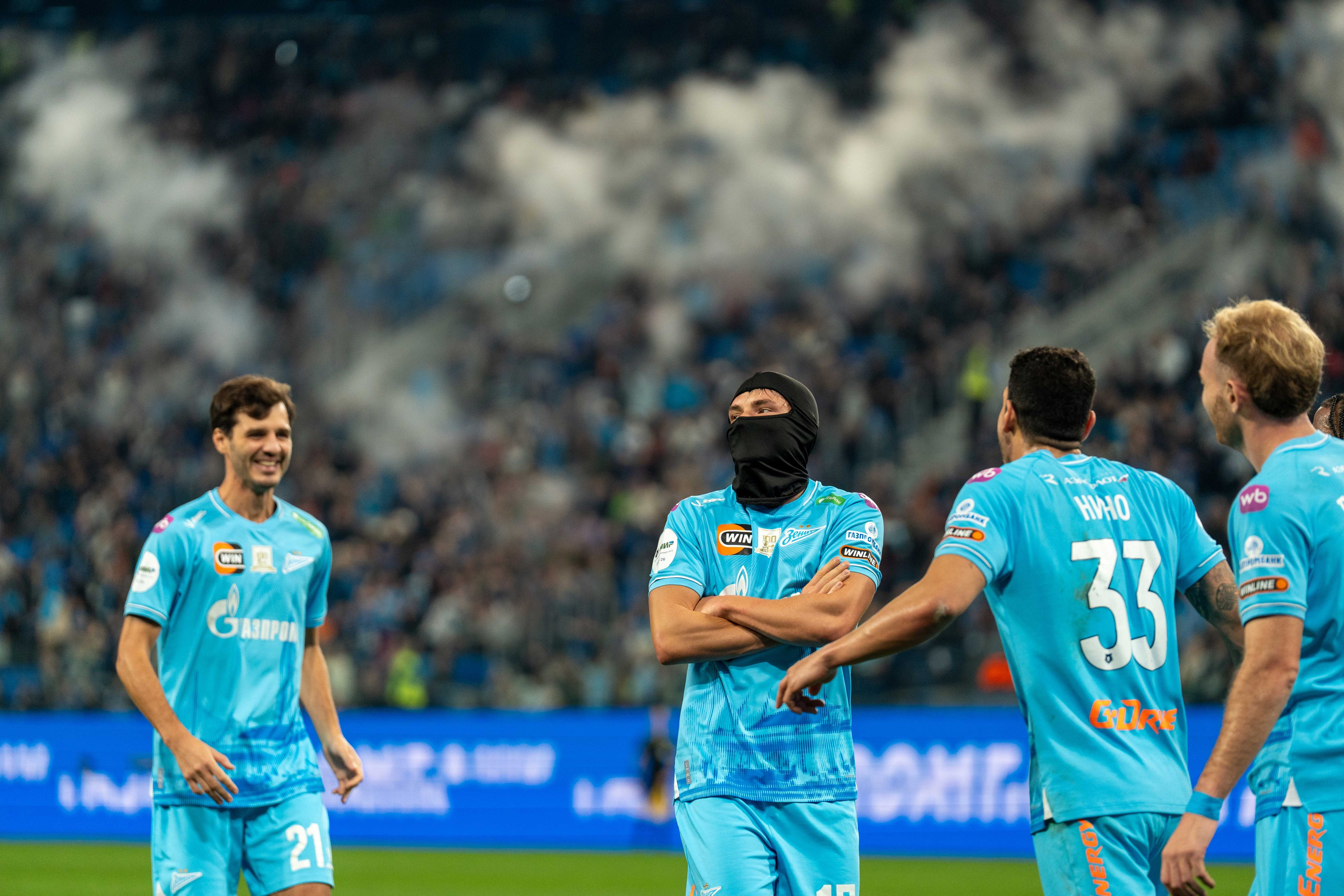 Зенит — Локомотив: фотогалерея 14-го тура РПЛ на Газпром Арене | Антон Гауф. Спортивный фотограф в Санкт-Петербурге | Антон Гауф