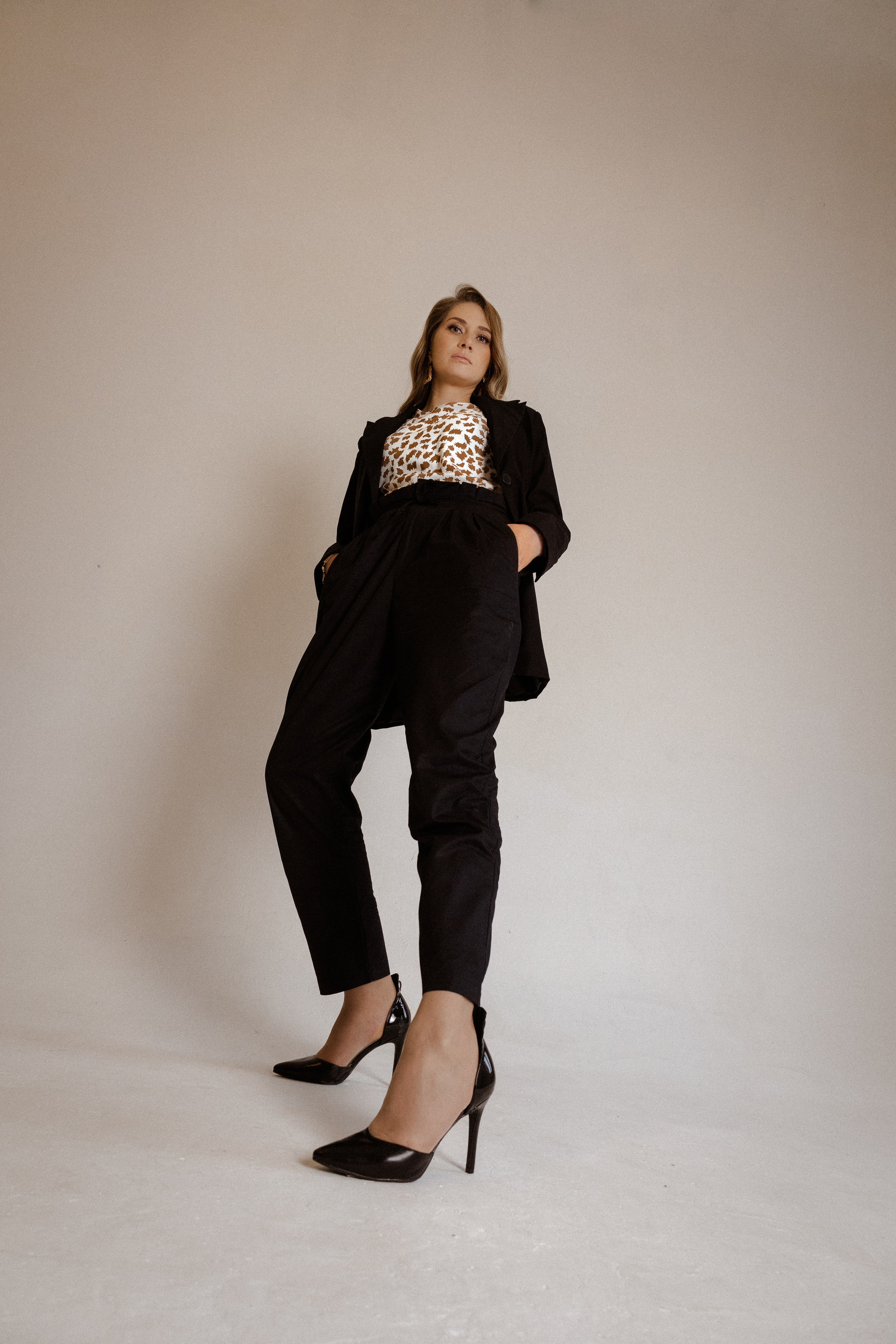 Индивидуальная съемка в студии. Креативный фотограф из Санкт-Петербурга Калинина Валентина